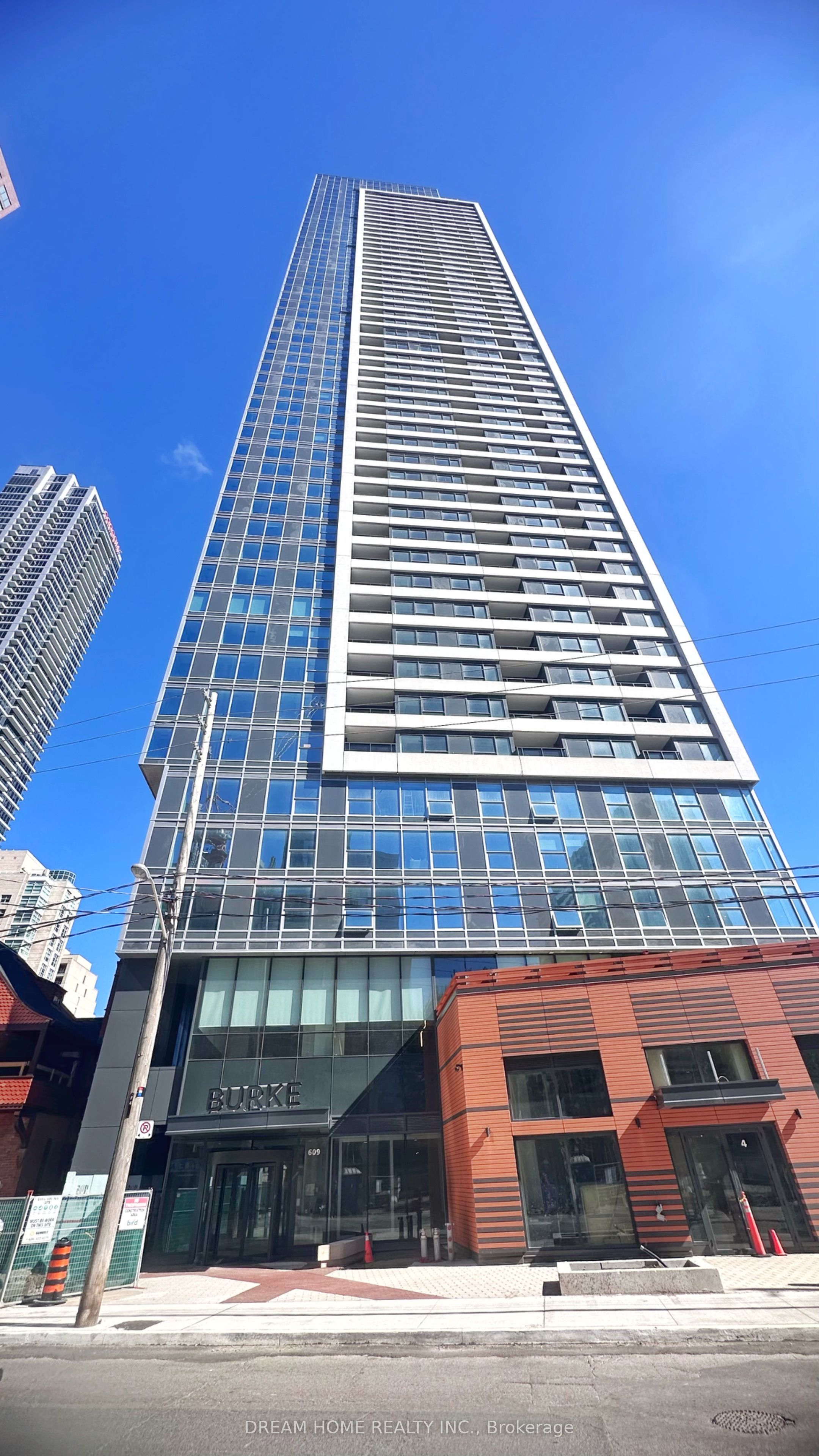 1306-609 Sherbourne Street, Toronto, ON, M4X 0A4