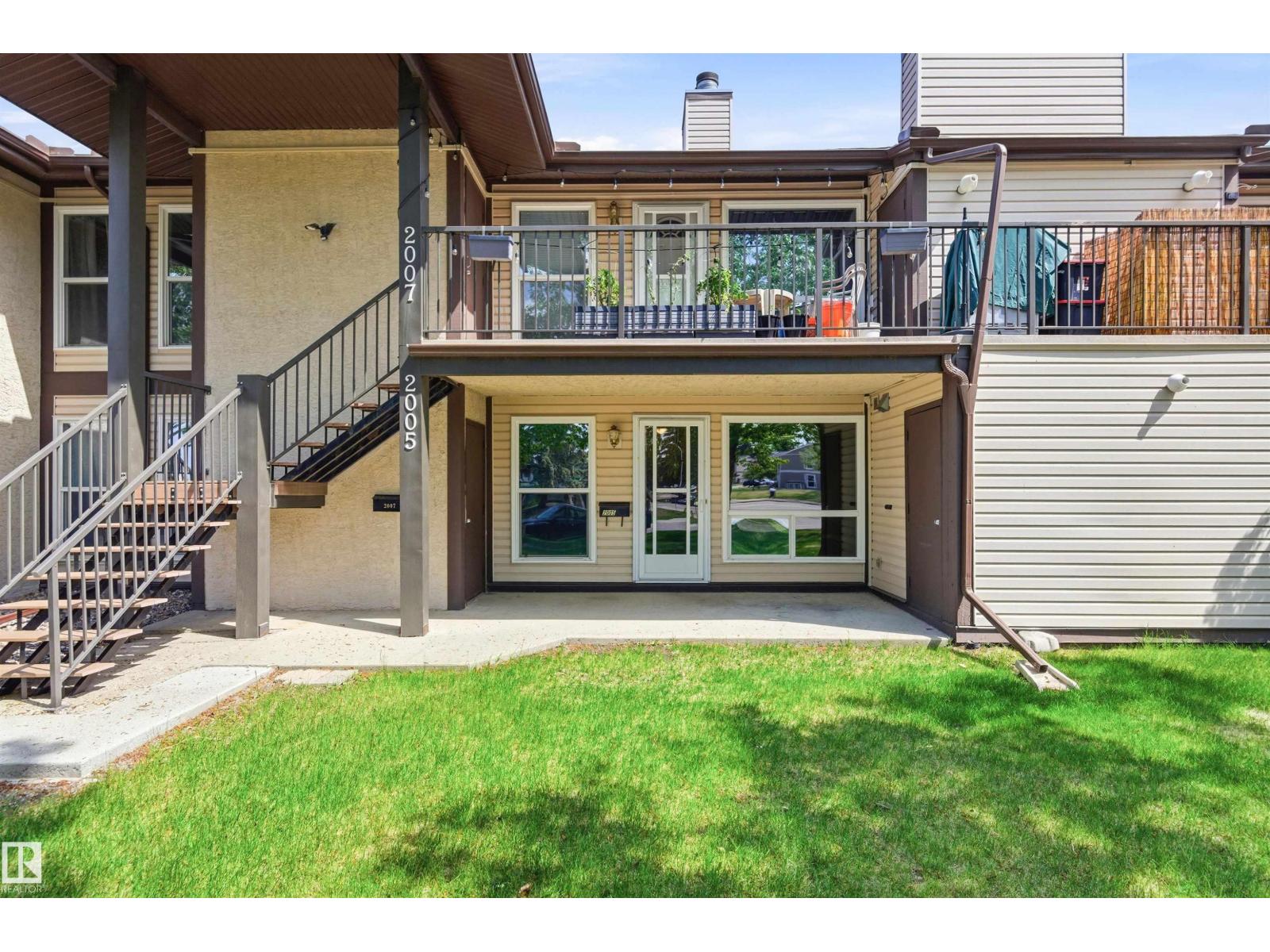 2005 Saddleback Road NW, Edmonton, AB, T6J4T4