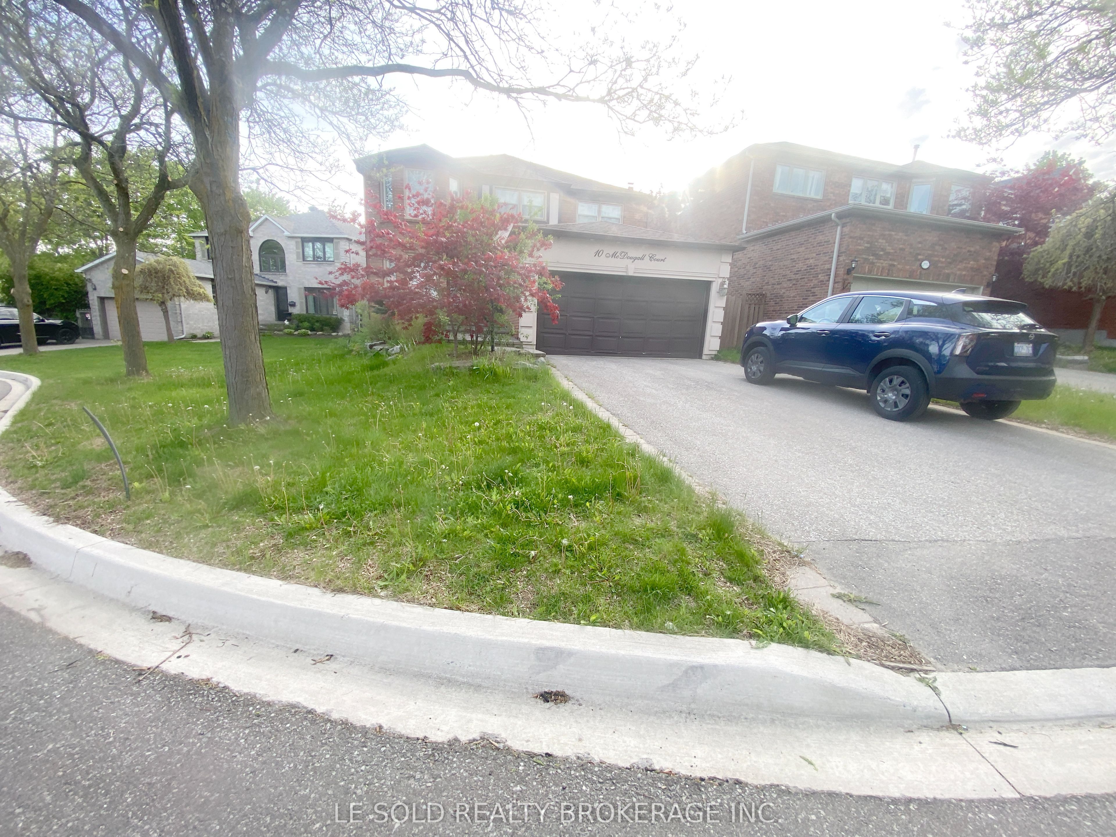 10 Mcdougall Court, Vaughan, ON, L4J 7A1