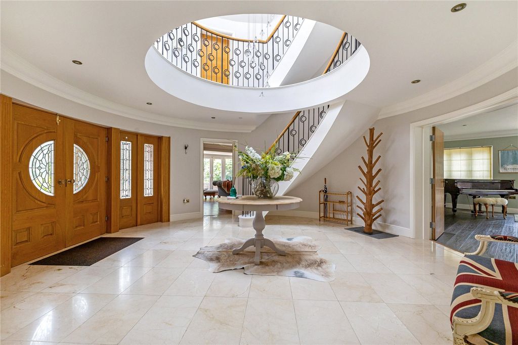 Additional image 3 of 7 bed detached house for saleAvon Avenue, Ringwood, Dorset BH24