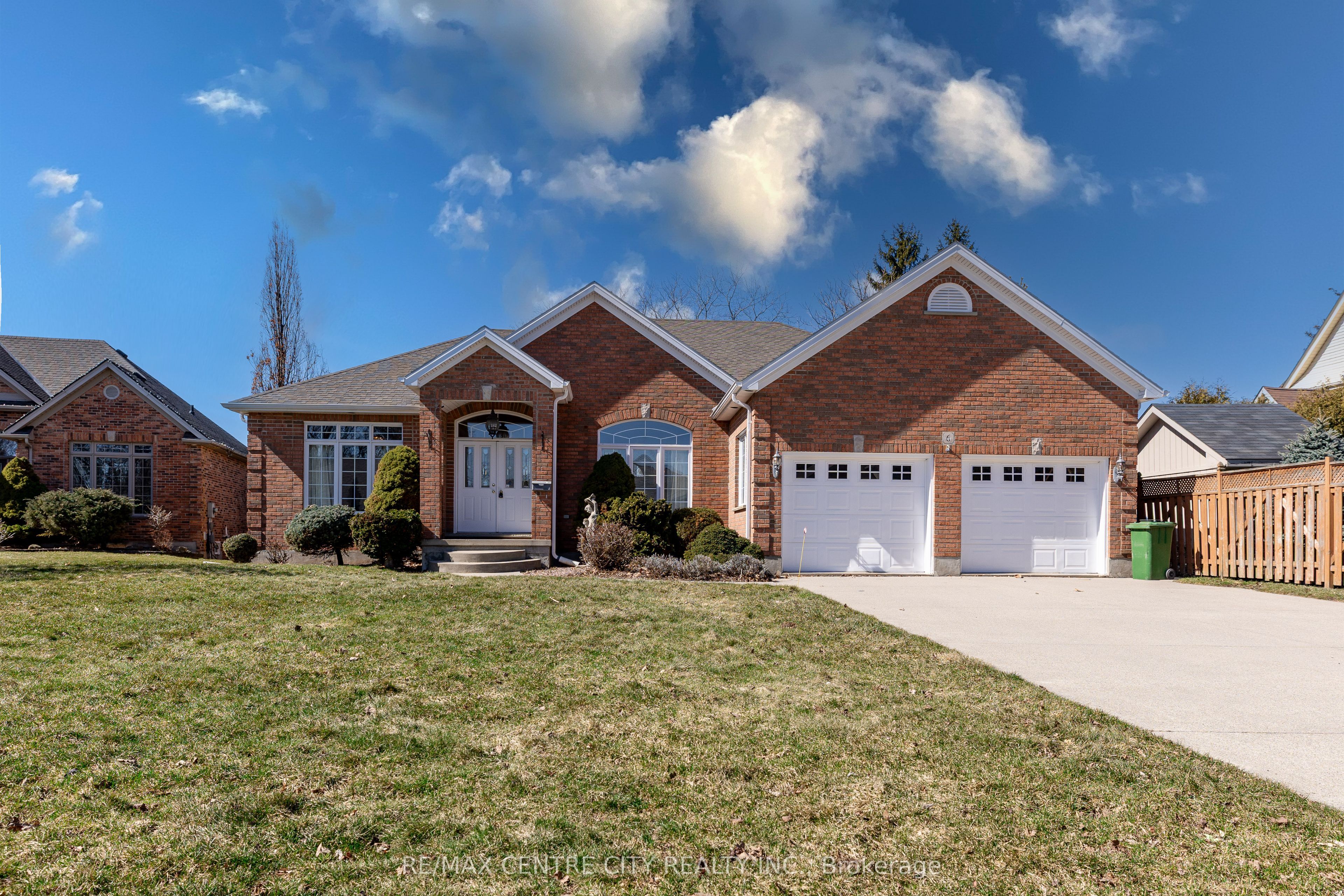 6 Huntington Terrace, St. Thomas, ON, N5R 6H1