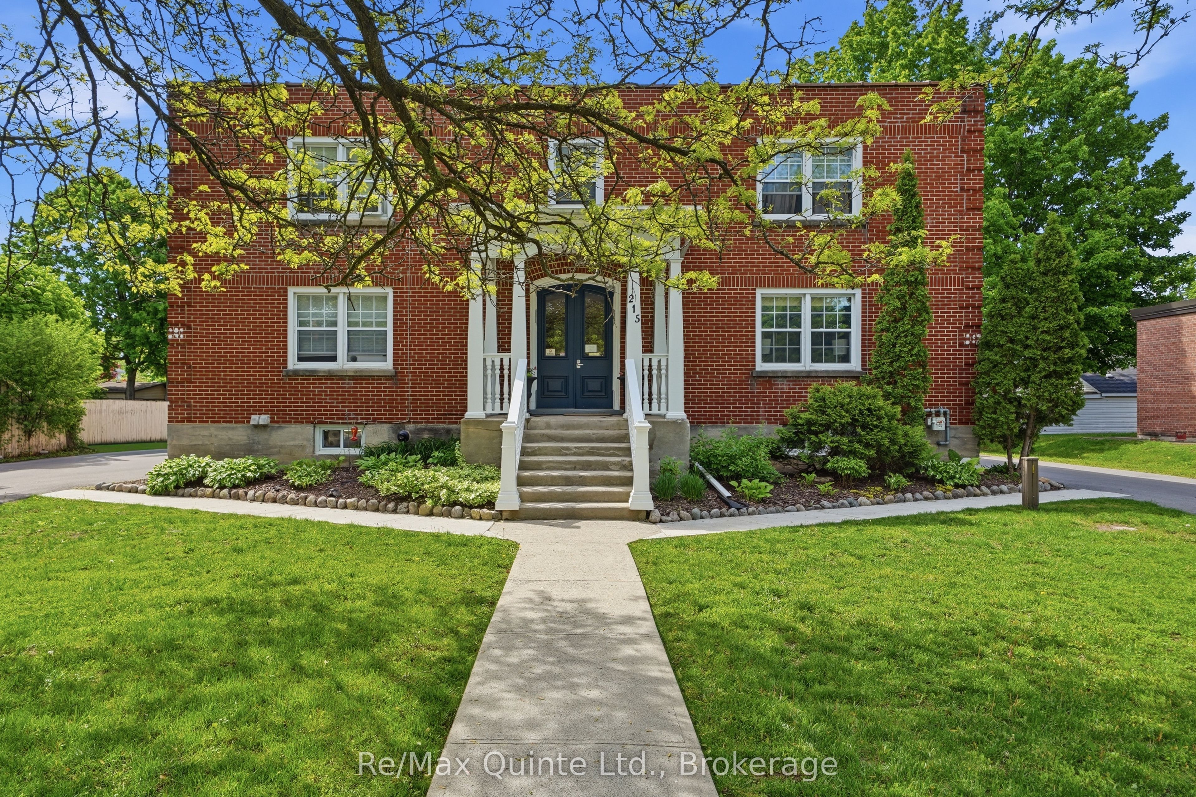 215 Victoria Avenue, Belleville, ON, K8N 2C2