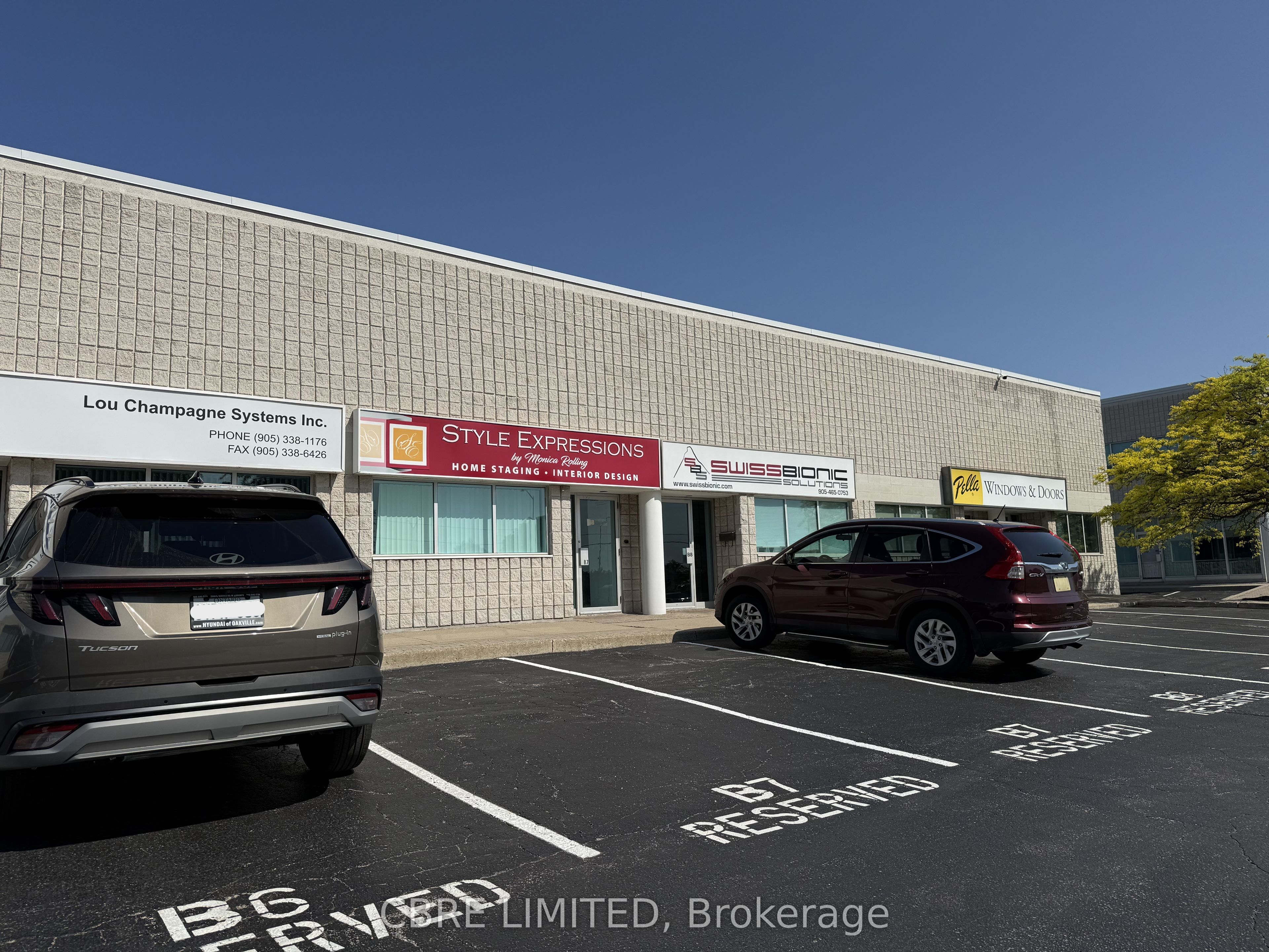 B7-1195 North Service Road W, Oakville, ON, L6M 2V8