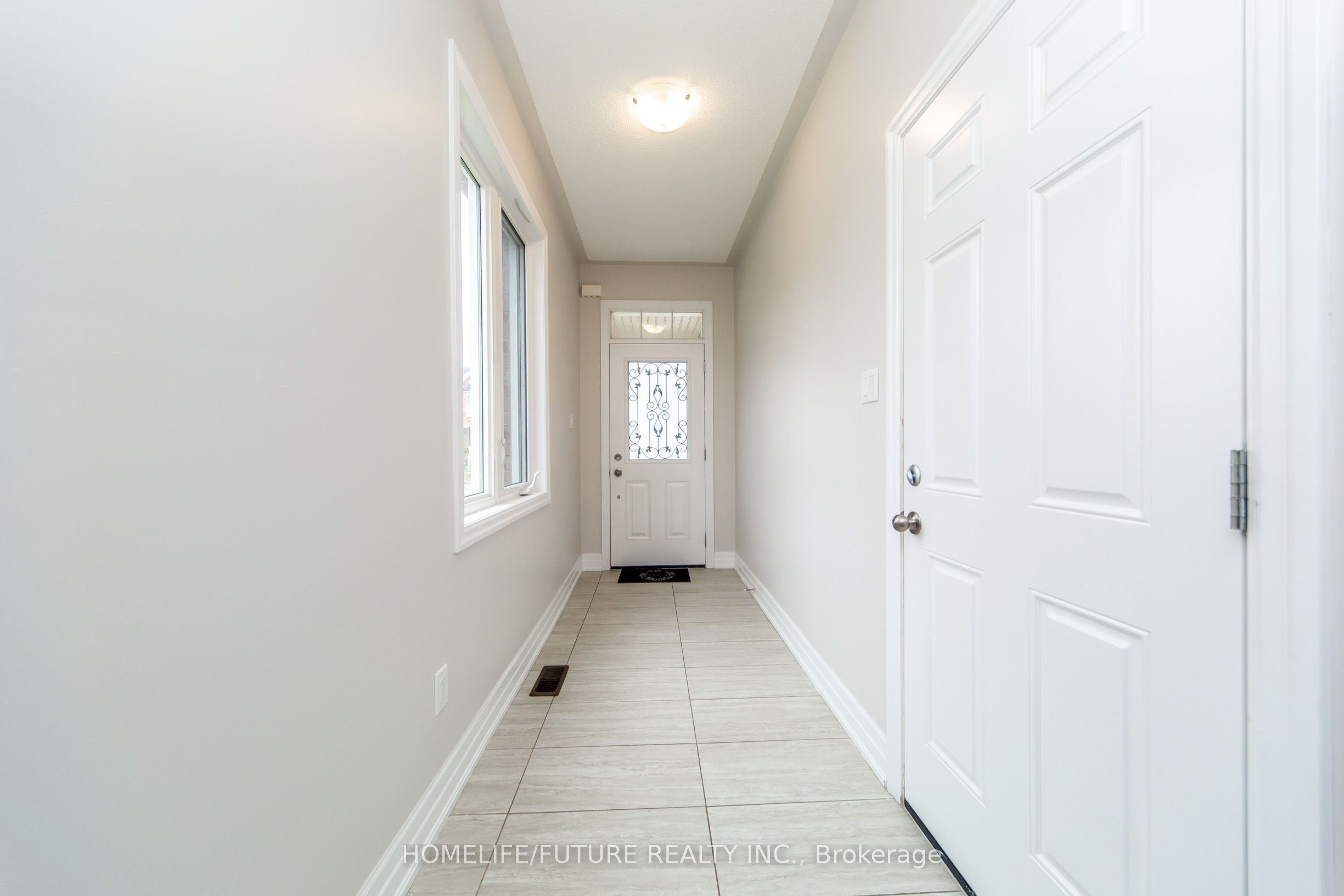 5 Hutton Crescent, Essa, ON, L0M 1B6 photo 5