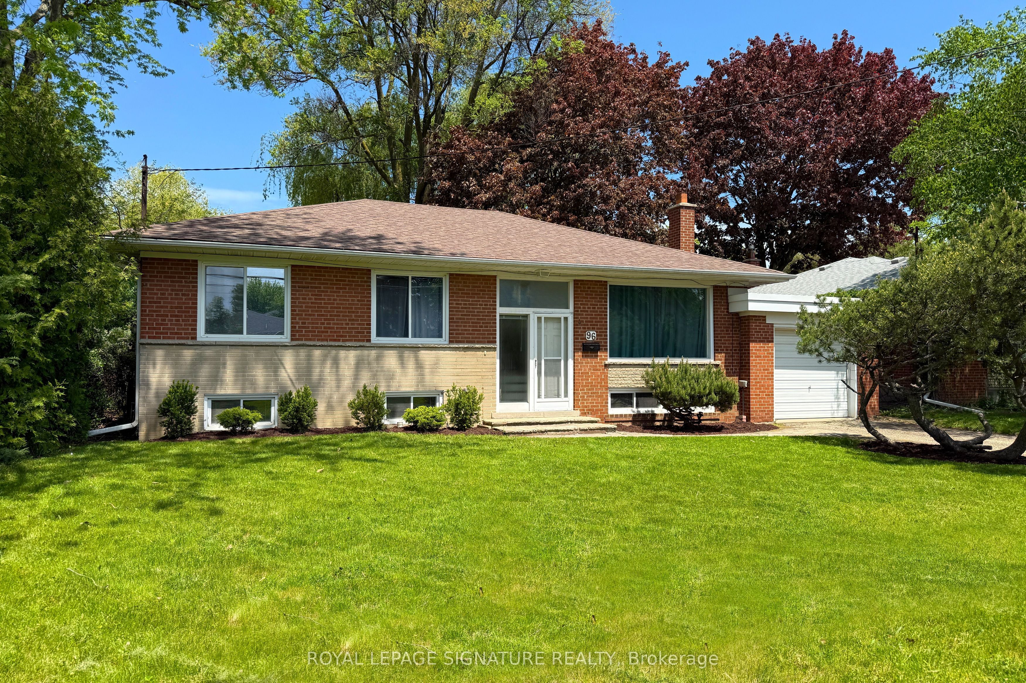 96 Elvaston Drive, Toronto, ON, M4A 1N6 photo 2