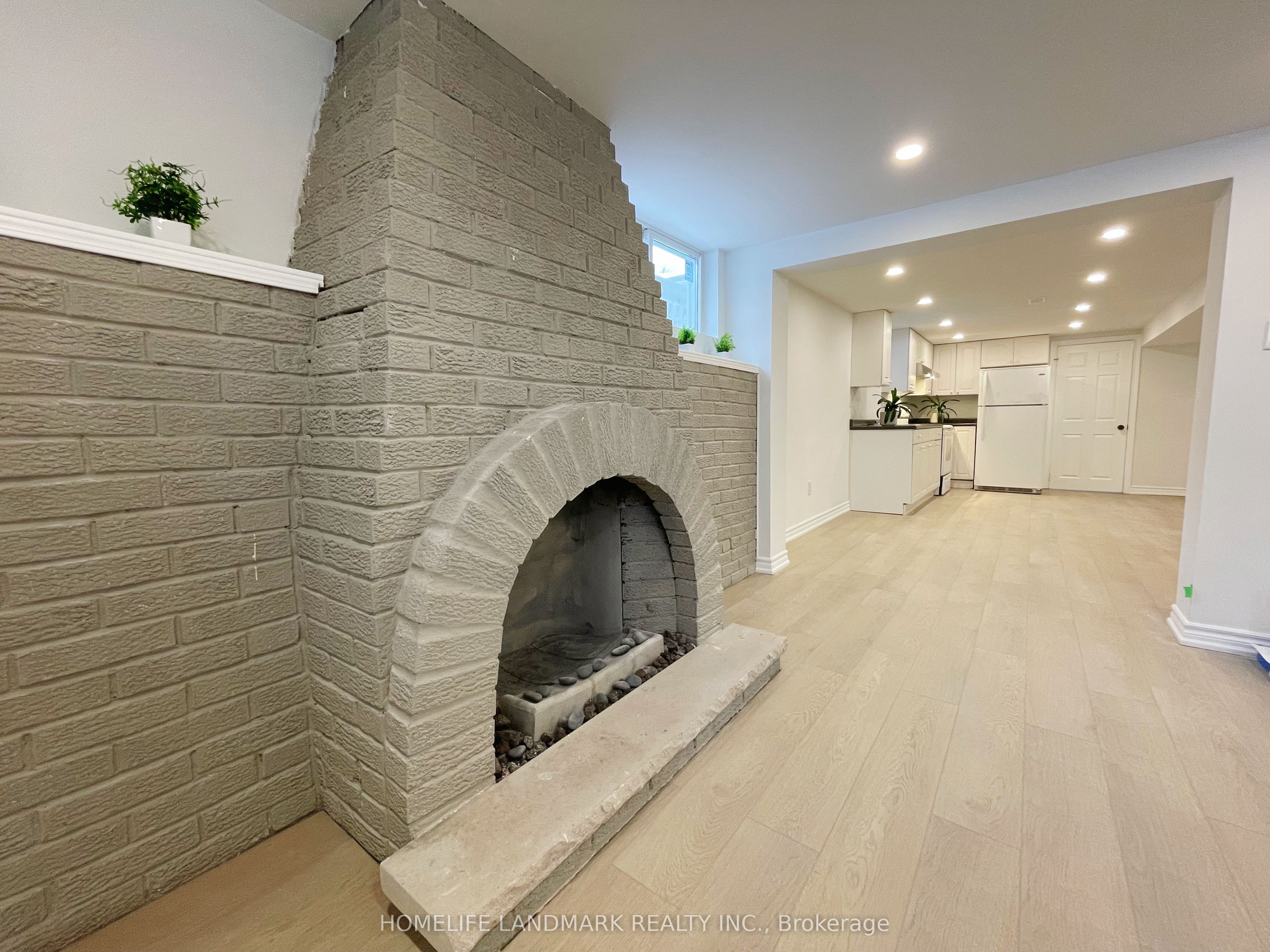 Lower-81 Celestine Drive, Toronto, ON, M9R 3N6 photo 4