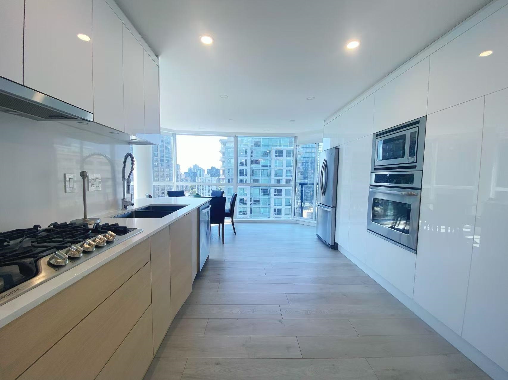 Additional image 5 of 1704-1415 West Georgia Street, Vancouver, BC, V6E 2Y3