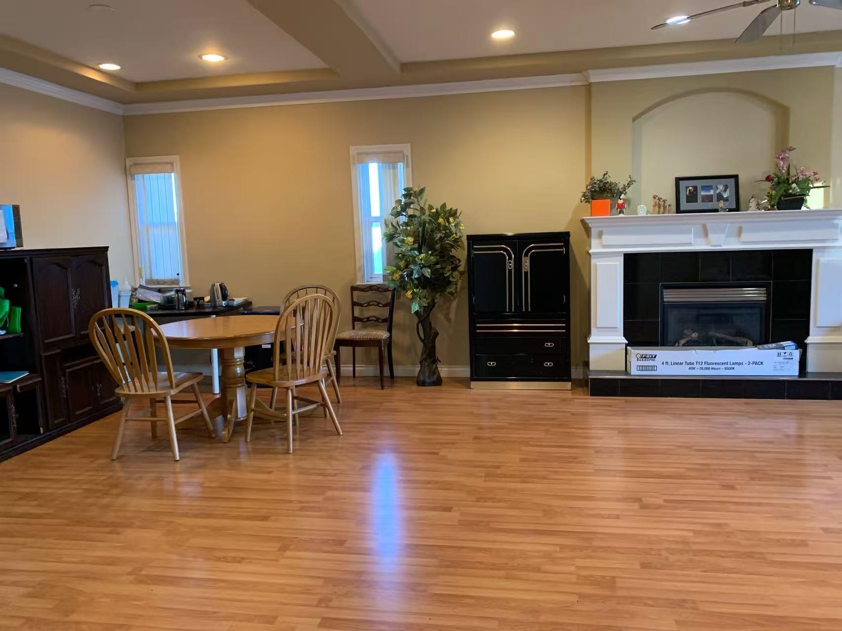 Master Room -11371 Cambie Road S, Richmond, BC, V6X 1L3 photo 3