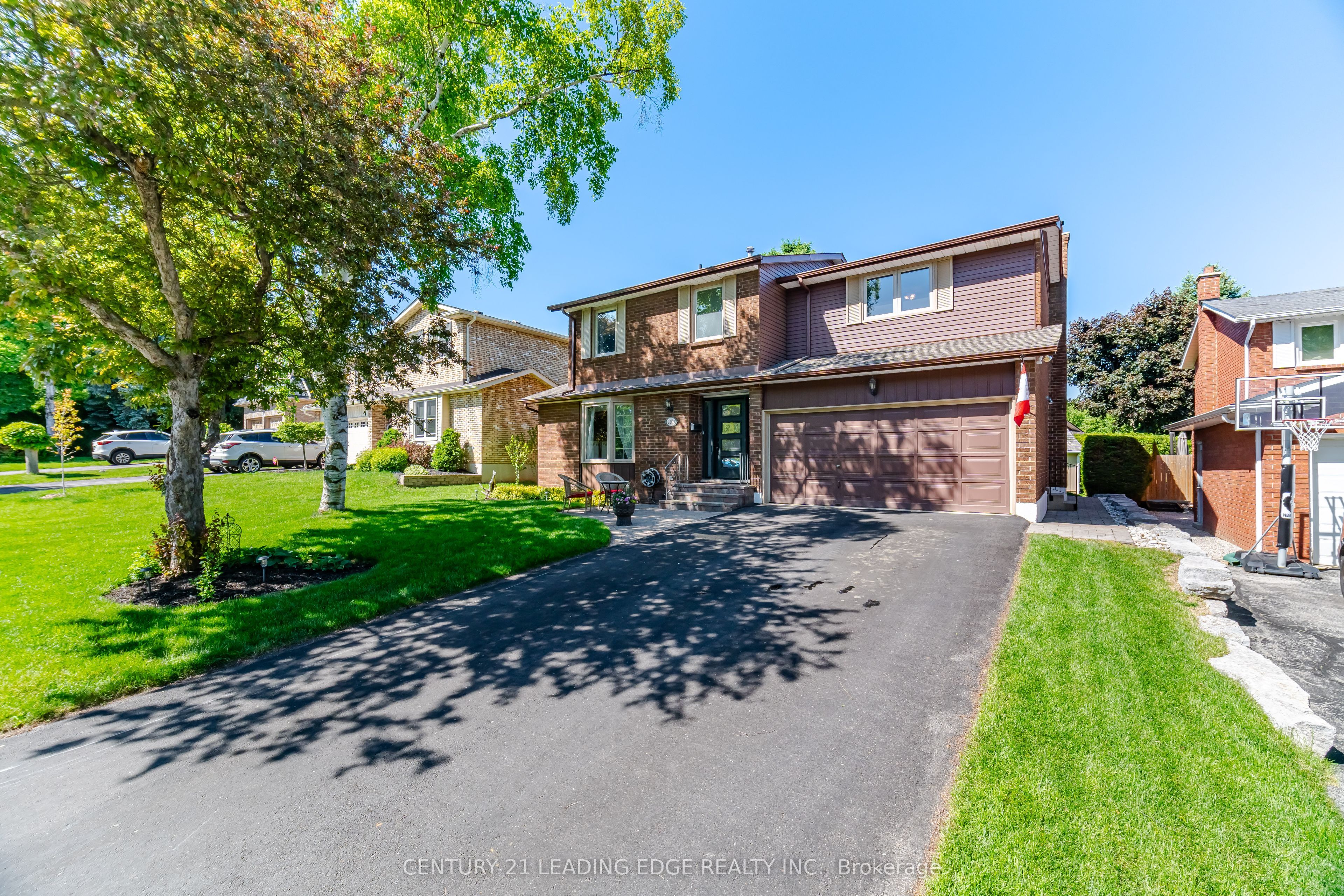 2203 Previn Court, Burlington, ON, L7P 4J3
