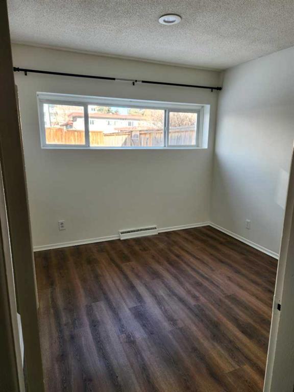 638 640 68 Avenue SW, Calgary, AB, T2V 0M9 photo 4