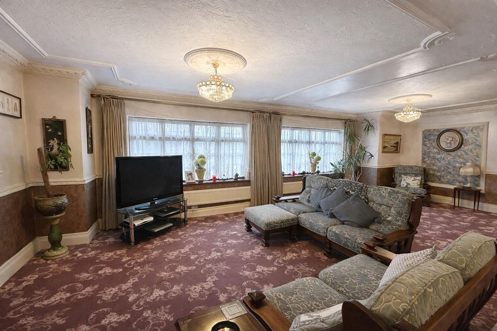 Additional image 3 of 7 bed detached house for saleRochester Road, Halling, Rochester ME2