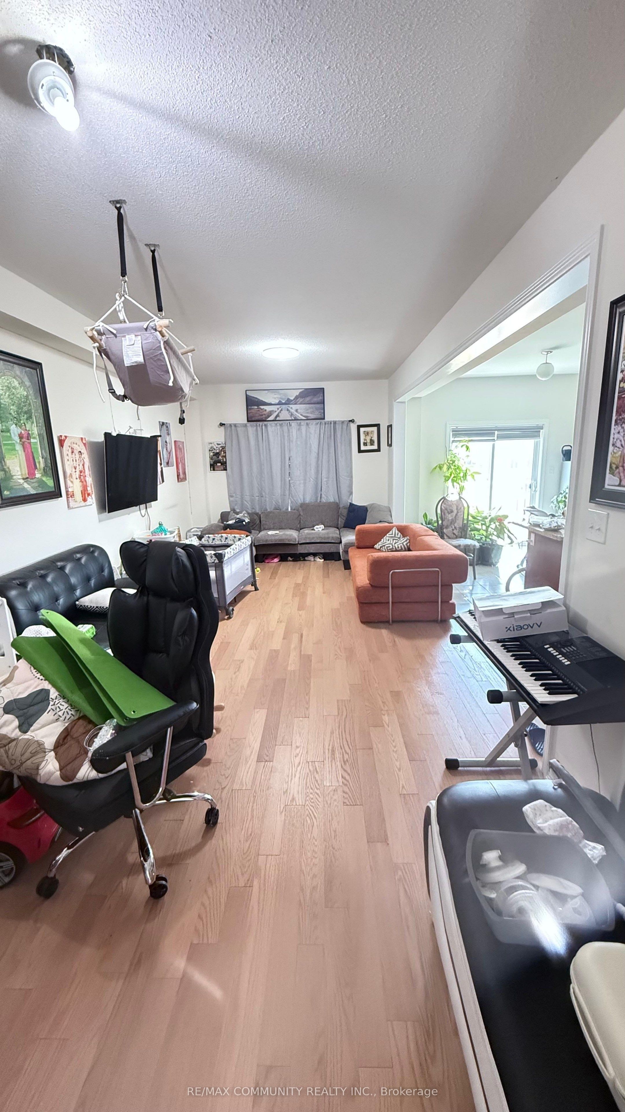 Additional image 5 of 1103 Cameo Street, Pickering, ON, L1X 0L7