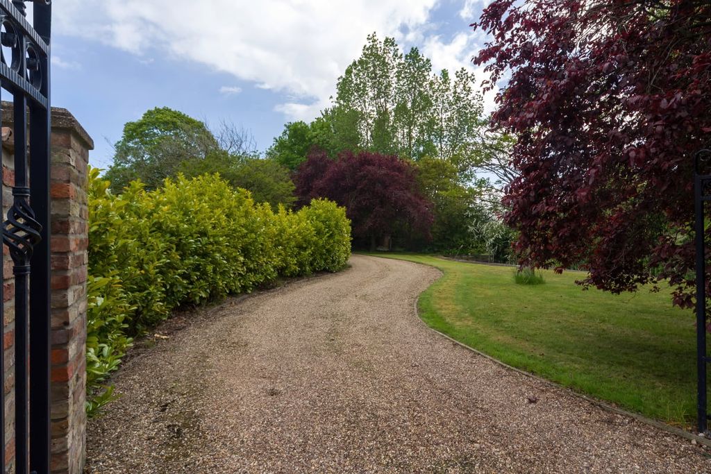 Additional image 63 of 5 bed detached house for saleAylesby Road, Great Coates, Grimsby DN37