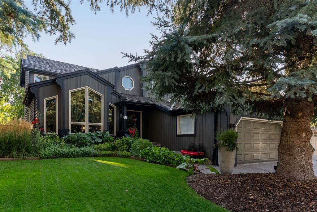 51 Woodridge Close SW, Calgary, AB, T2W 5M2
