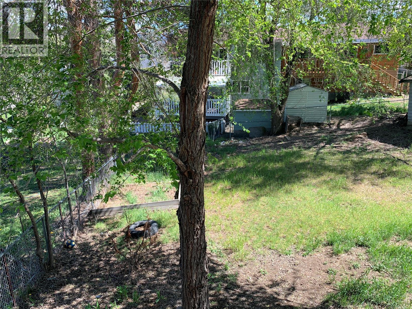 Additional image 3 of 1425 Highland Drive South, Kelowna, BC, V1Y3W3