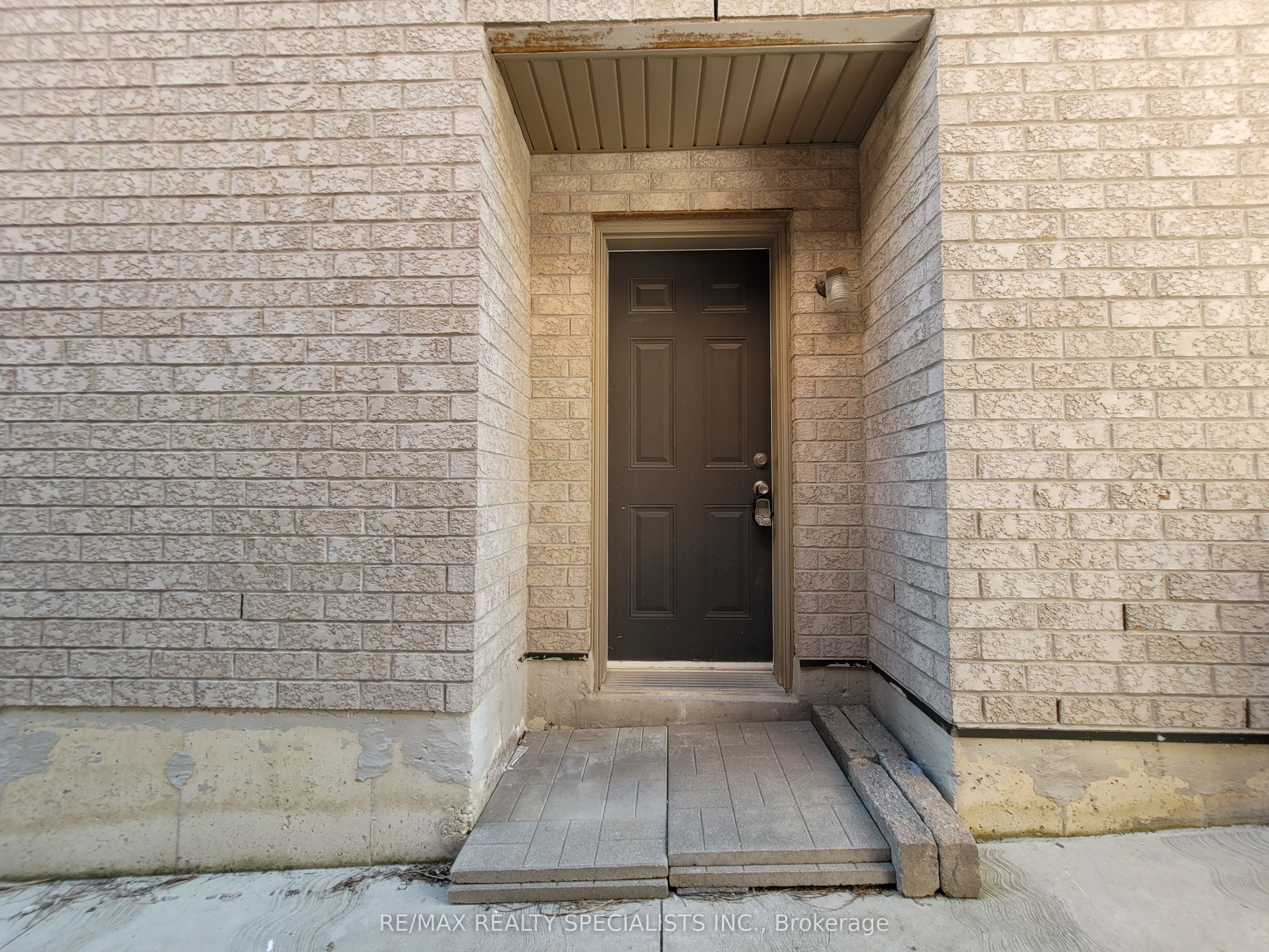 Additional image 2 of basement-24 Blazing Star Drive, Brampton, ON, L6R 3E7