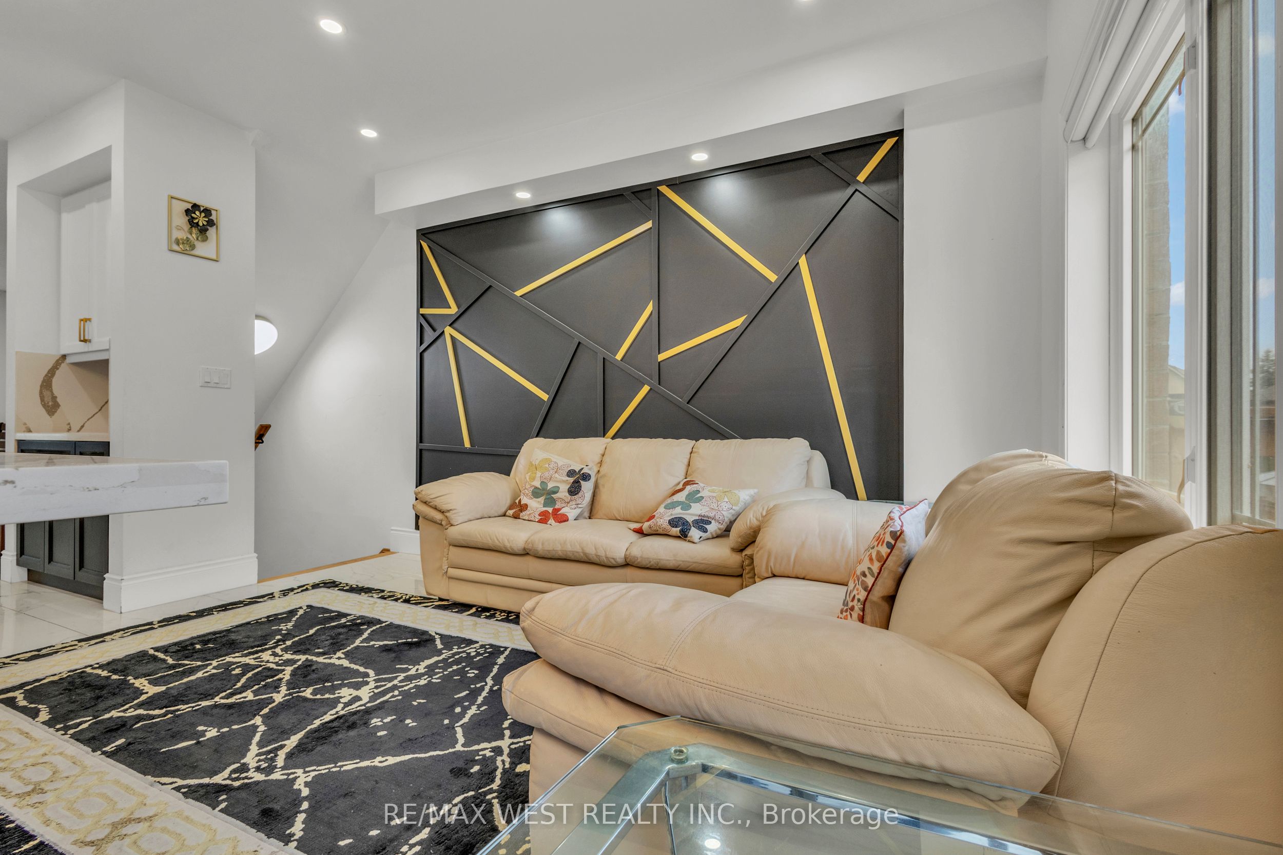 Additional image 4 of 12 Waterstone Way, Whitby, ON, L1N 0M3