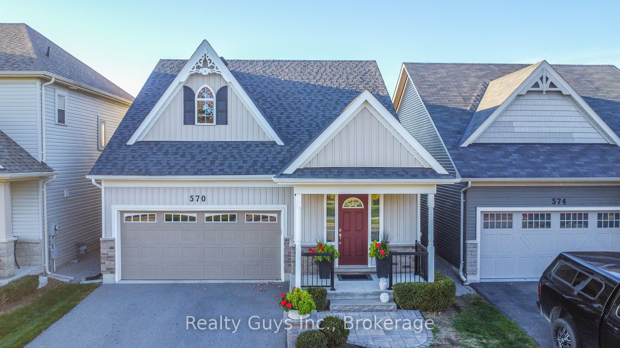 570 Grange Way, Peterborough, ON, K9H 0G5 photo 2