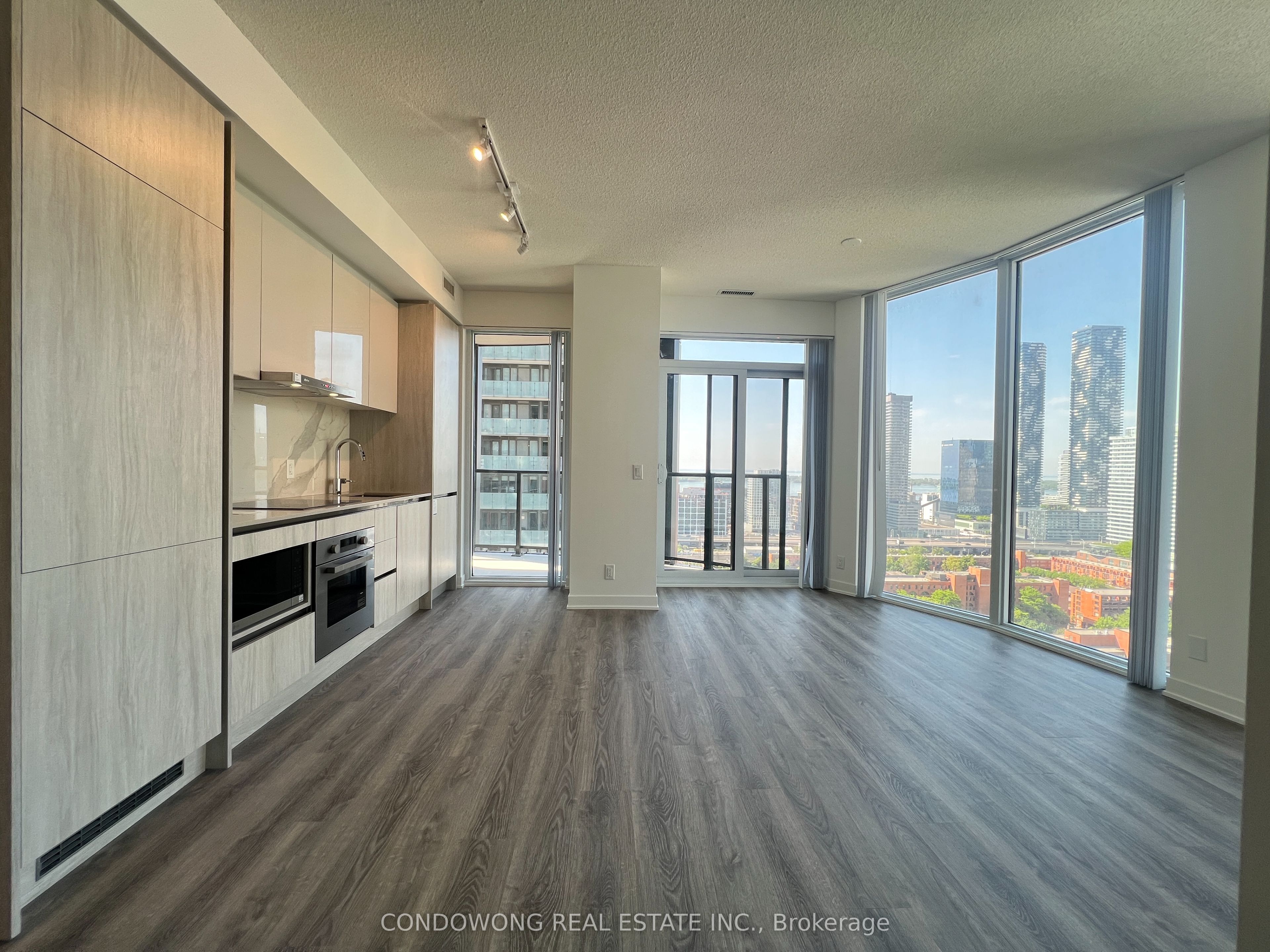 Additional image 2 of 2810-180 Front Street E, Toronto, ON, M5A 0A9