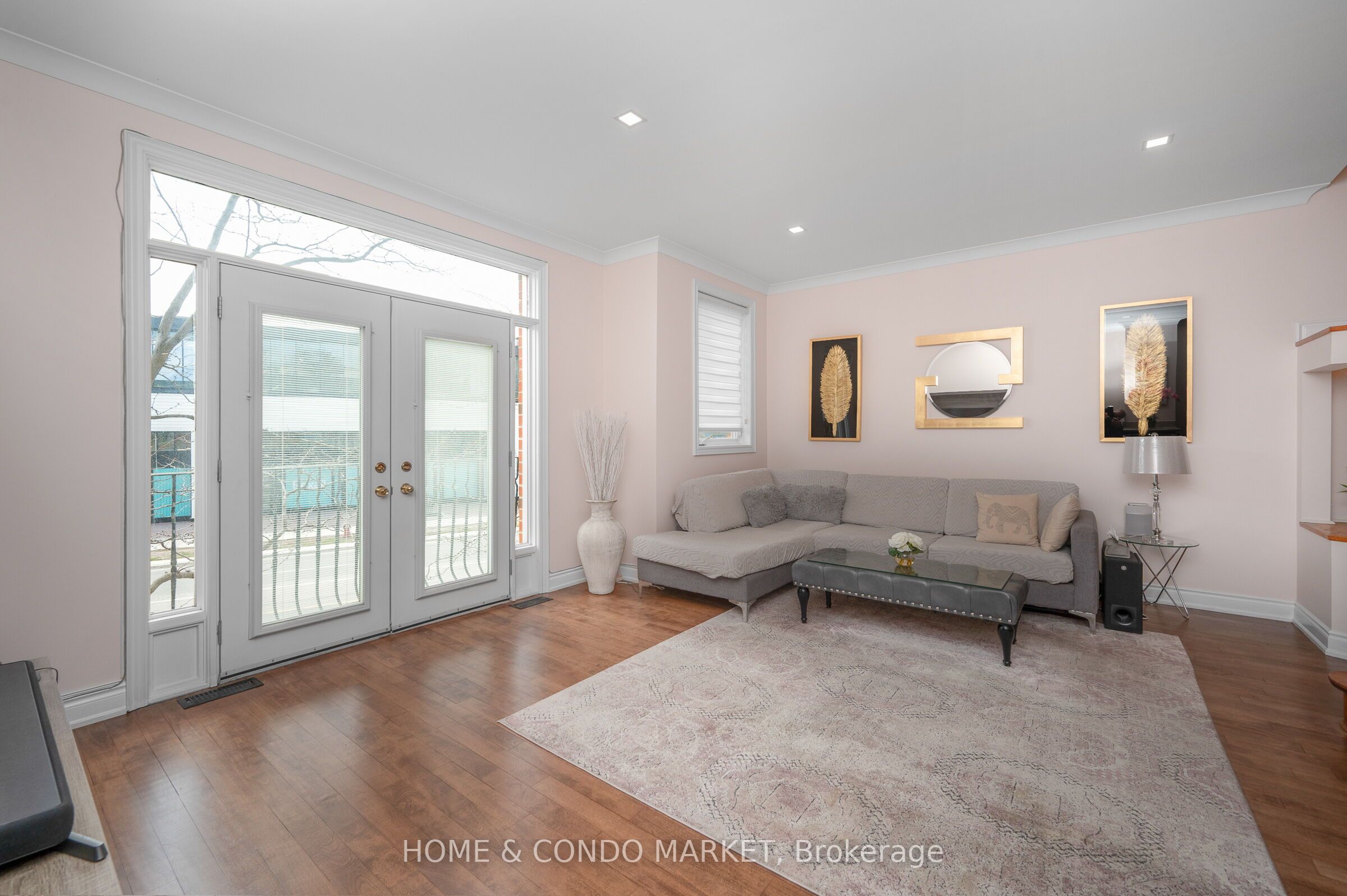 Additional image 6 of 3-194 Lakeshore Road W, Mississauga, ON, L5H 1G6