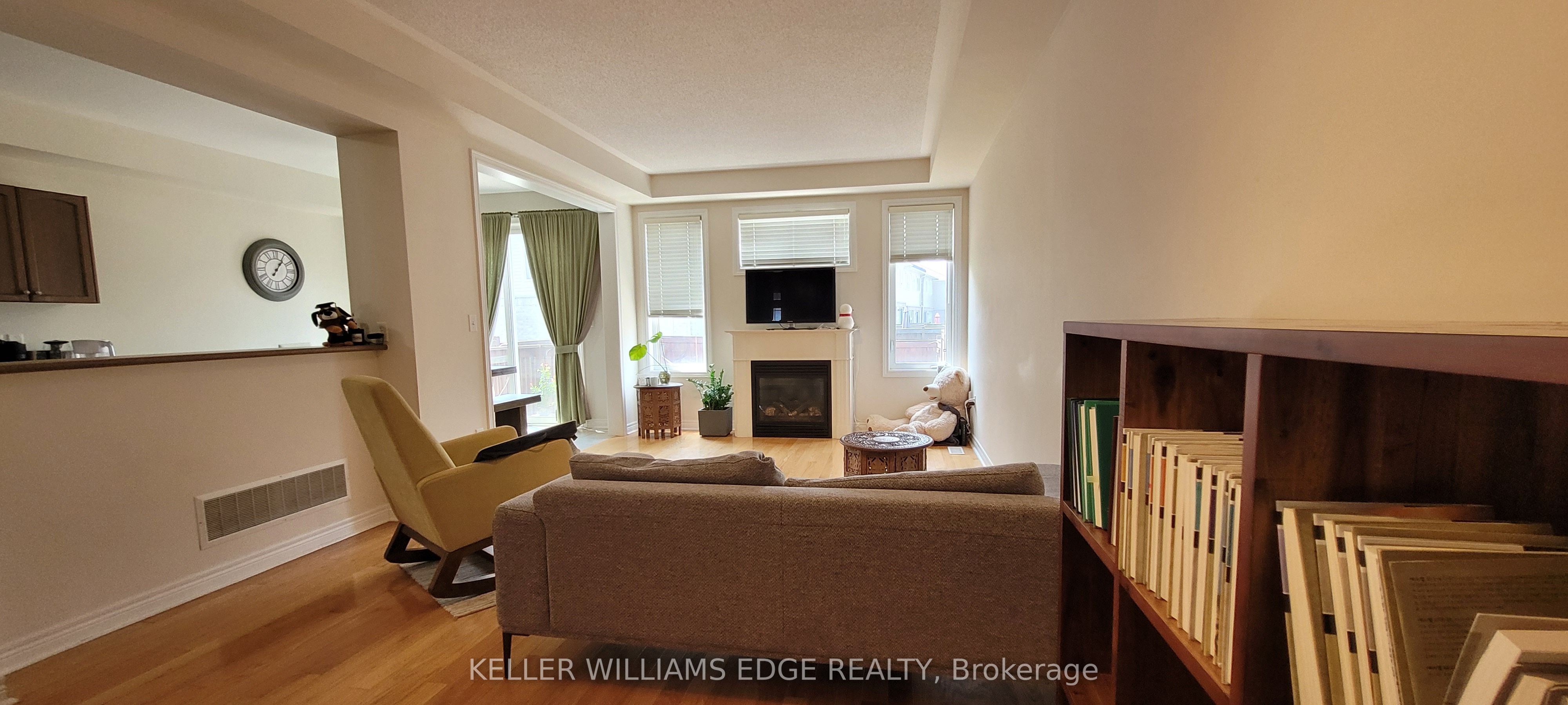 36-2019 Trawden Way, Oakville, ON, L6M 0M3 photo 2