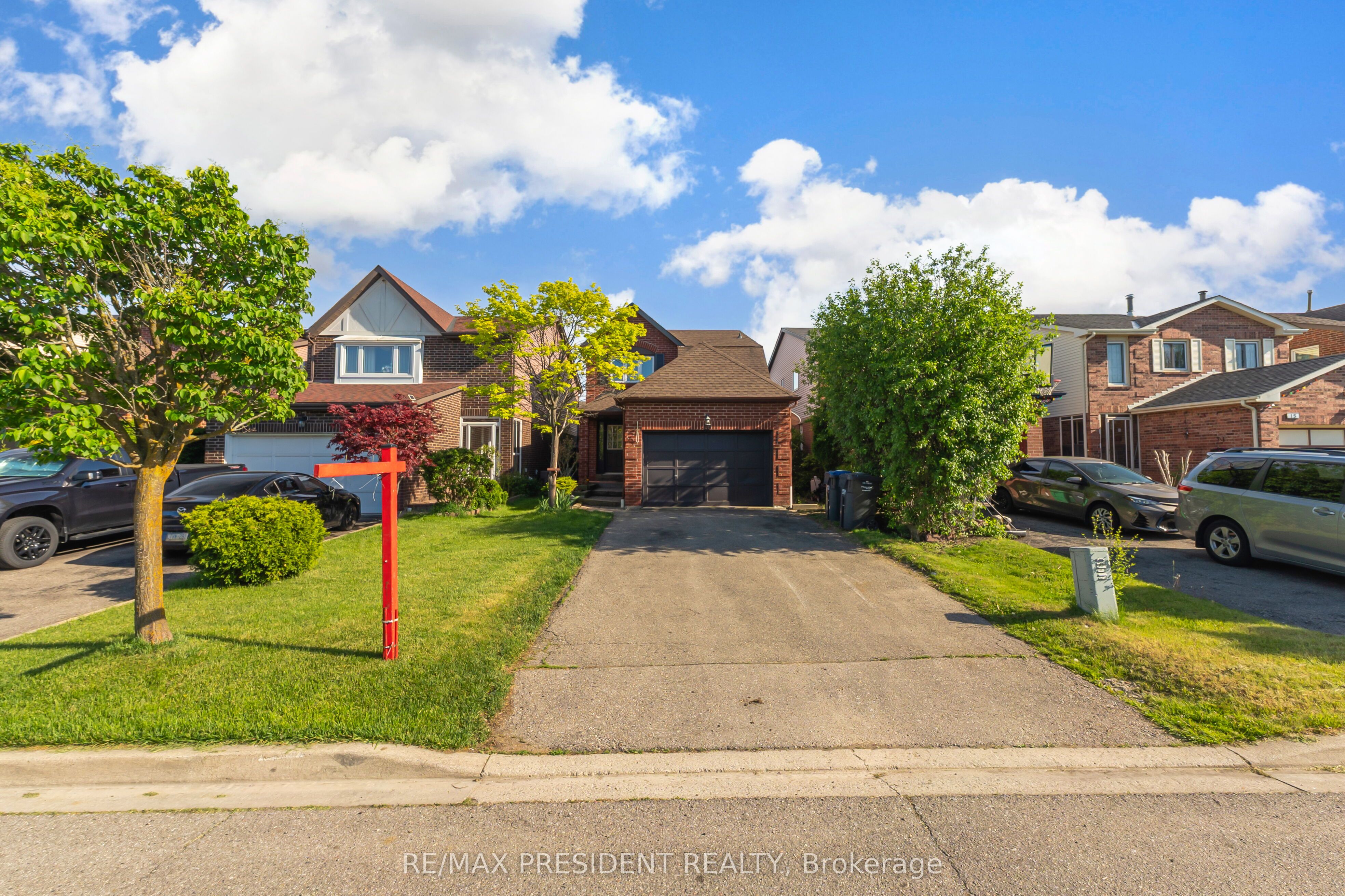 19 Copeland Road, Brampton, ON, L6Y 2S5 photo 2