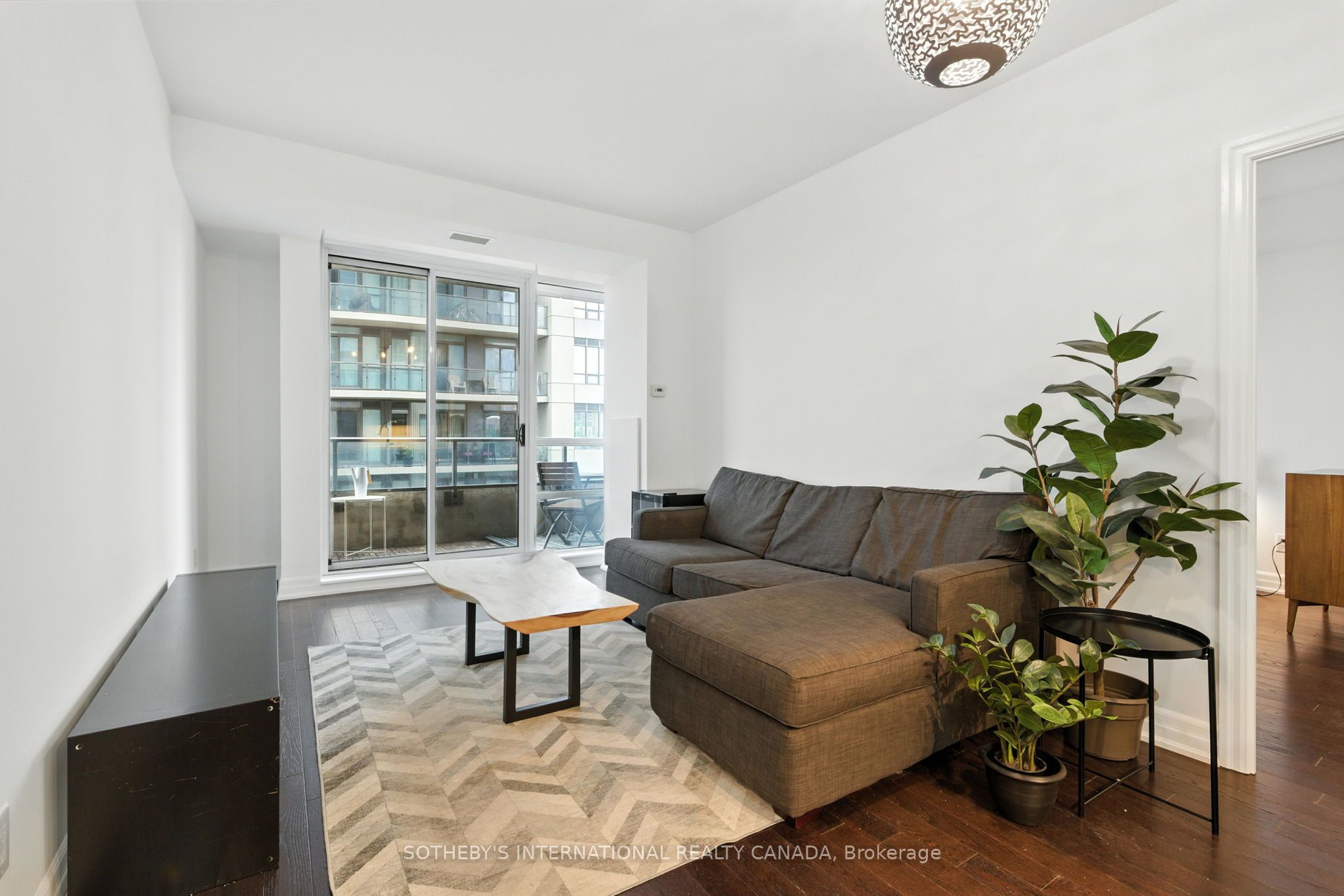 Additional image 4 of 502-500 St Clair Avenue W, Toronto, ON, M6C 1A8