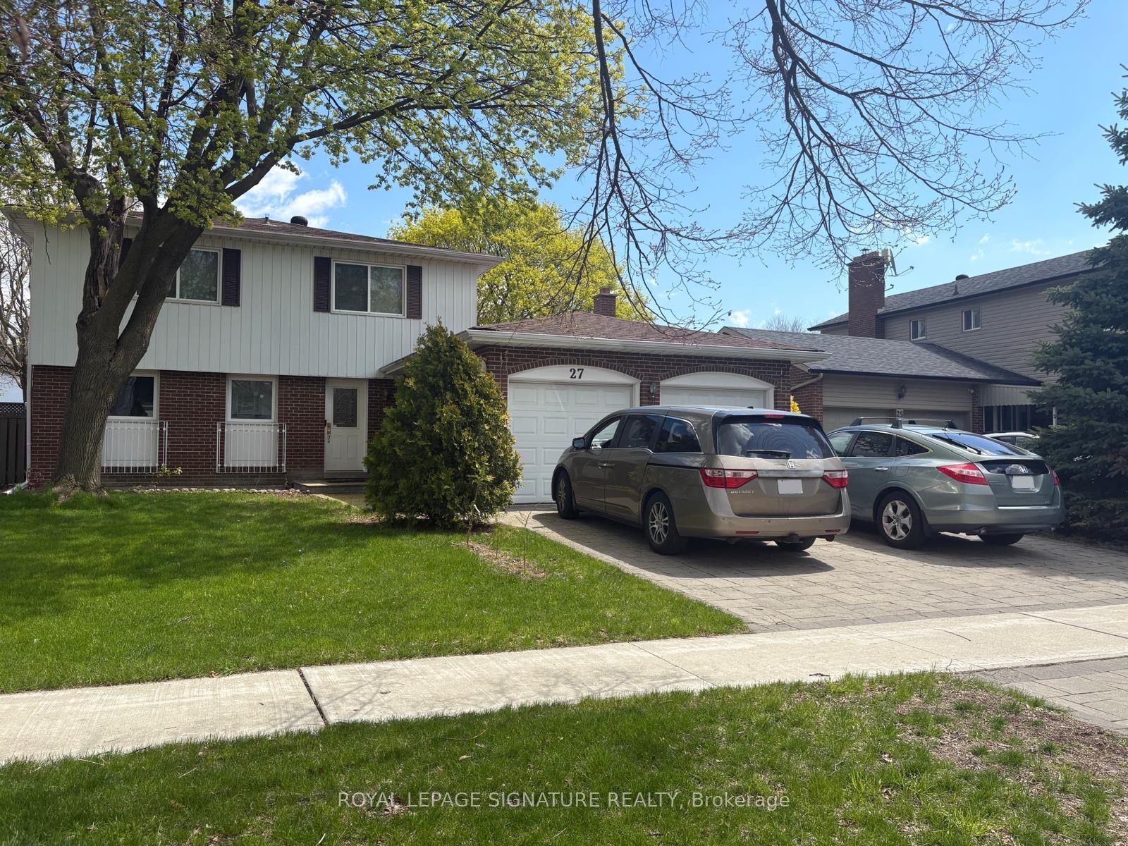 27 Dalbret Crescent, Toronto, ON, M1T 2X2