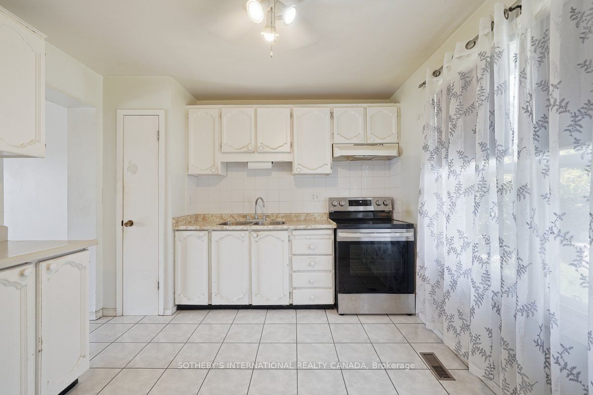 Additional image 5 of 34-120 Falconer Drive, Mississauga, ON, L5N 1P5