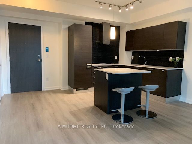 804-9 Bogert Avenue, Toronto, ON, M2N 0H3