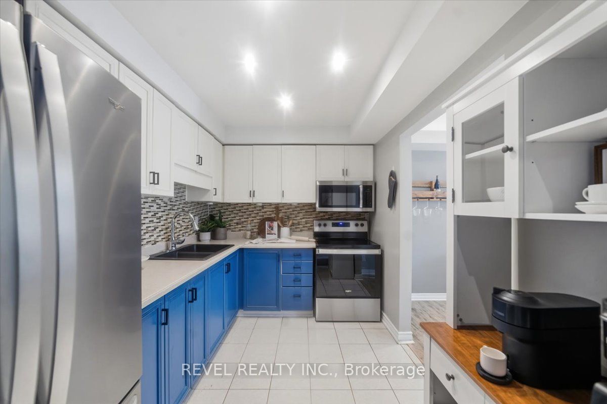 87 Thorp Crescent, Ajax, ON, L1T 3T4 photo 3