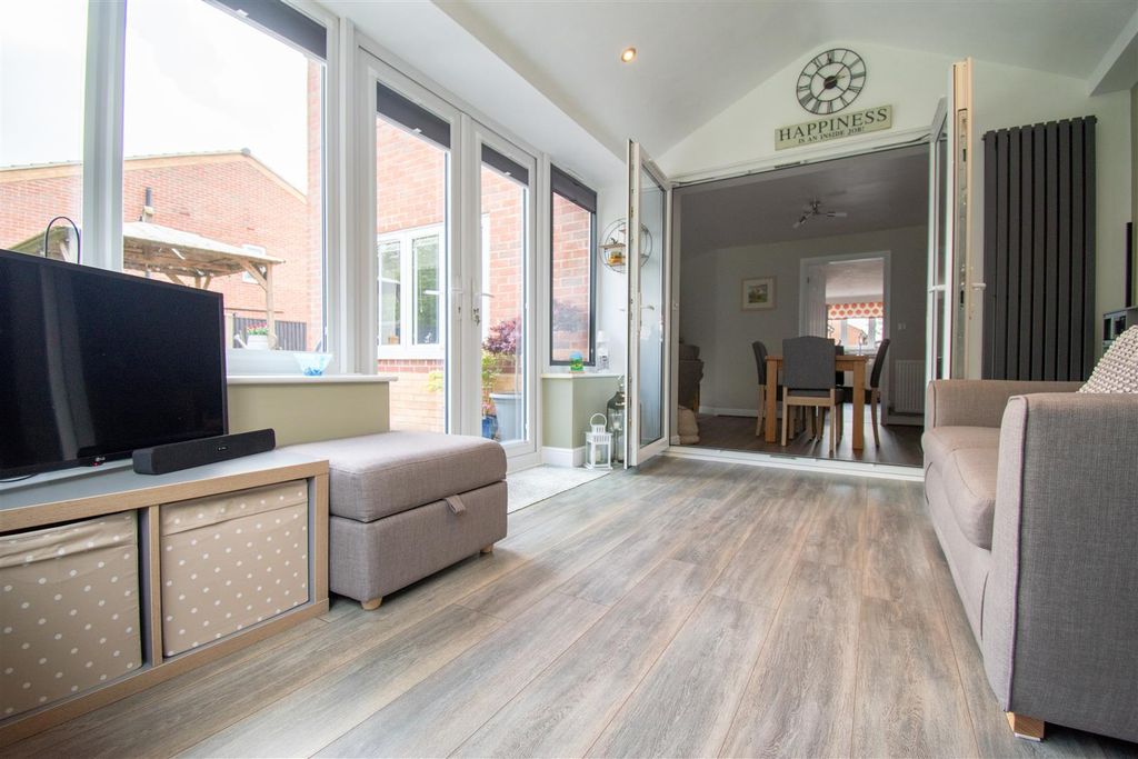 Additional image 6 of 4 bed detached house for saleDeanery Close, Ripley DE5