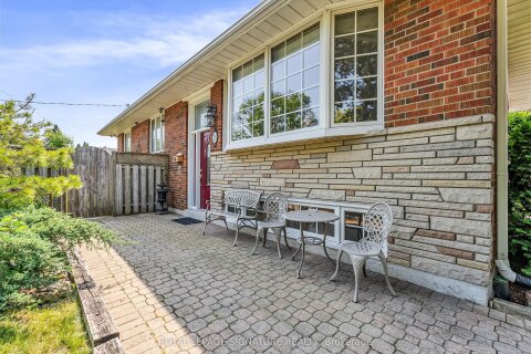 Additional image 8 of 18 Verlaine Place, Toronto, ON, M1P 3X3