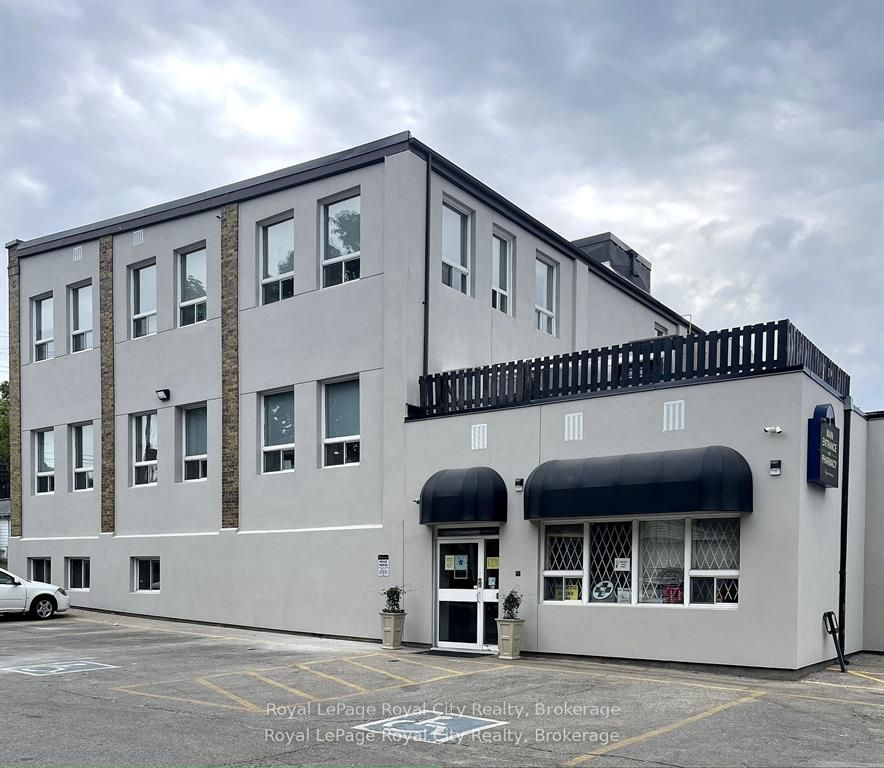 108 (Offices-21 Surrey Street W, Guelph, ON, N1H 3R3