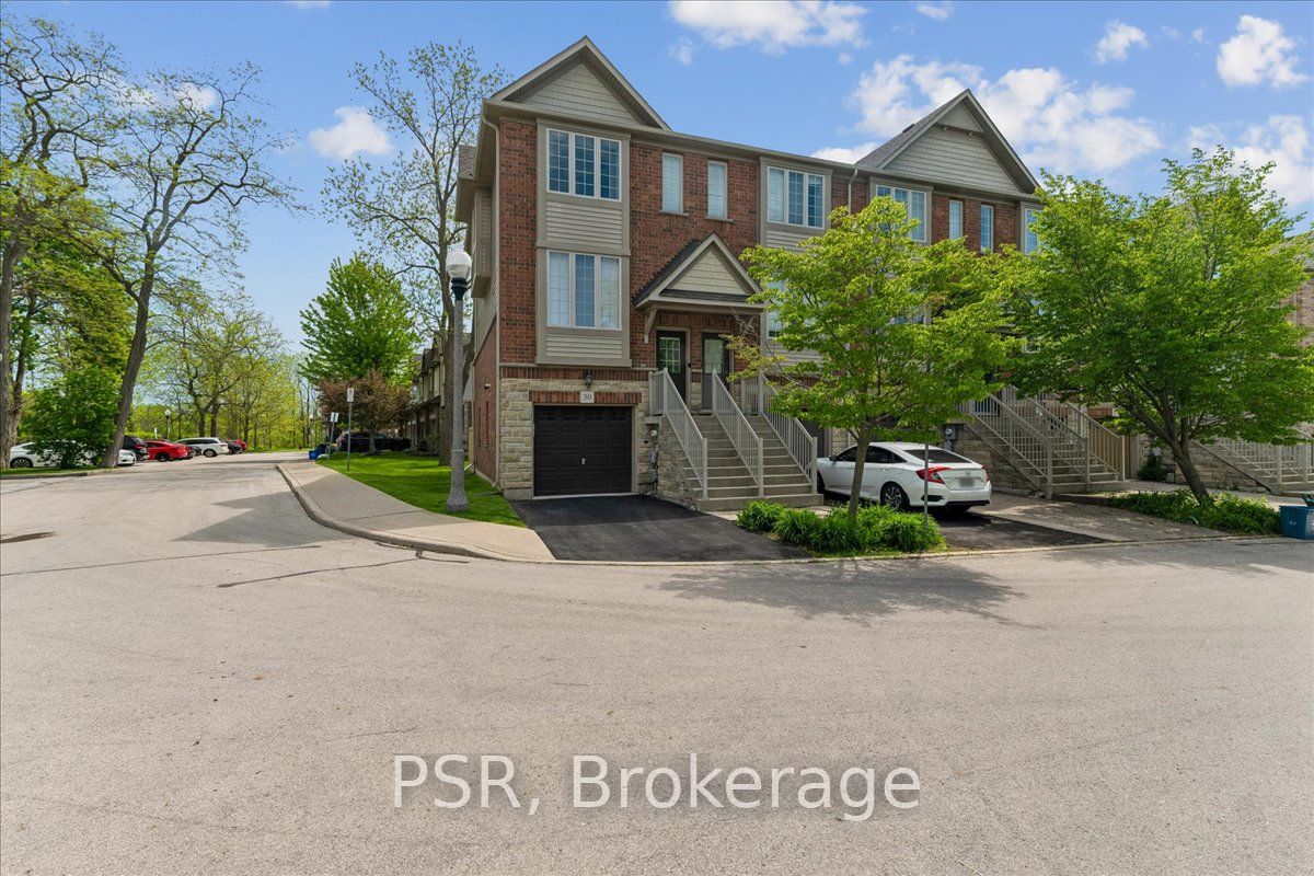 30 Chapman Lane, Hamilton, ON, L9G 0A5 photo 4