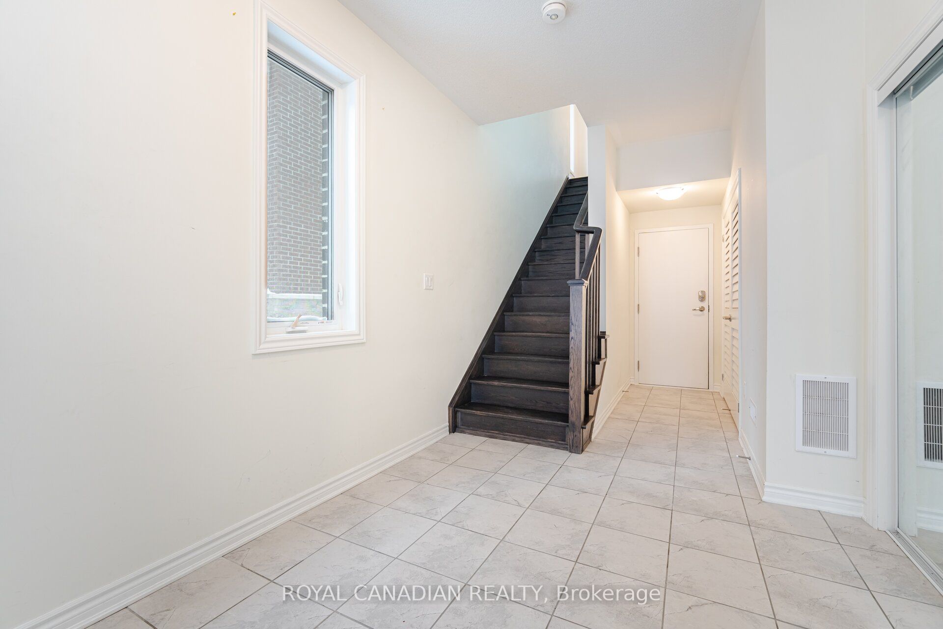 Additional image 4 of 401-1034 Reflection Place, Pickering, ON, L1X 0L1