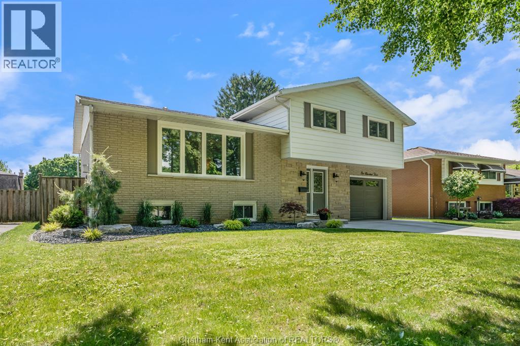 103 Cardinal Crescent, Chatham, ON, N7L3V4 photo 3