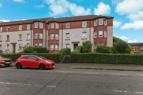 Broomknowes Road, Springburn G21