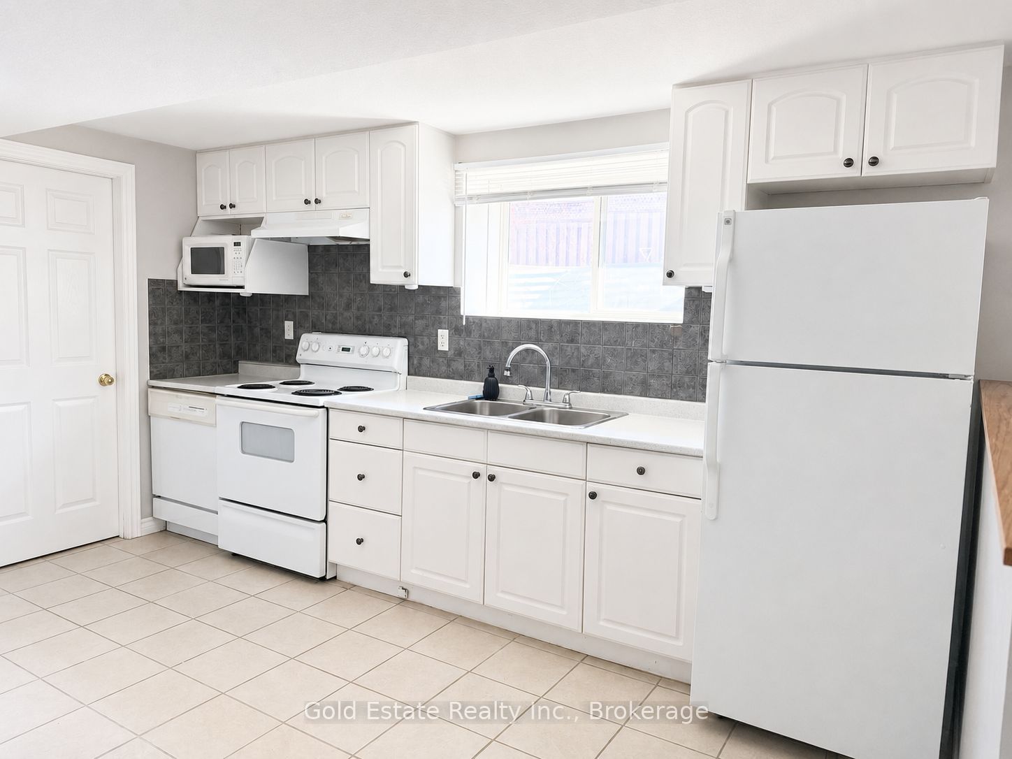 LOWER-1387 Marshall Crescent, Milton, ON, L9T 6N4 photo 3