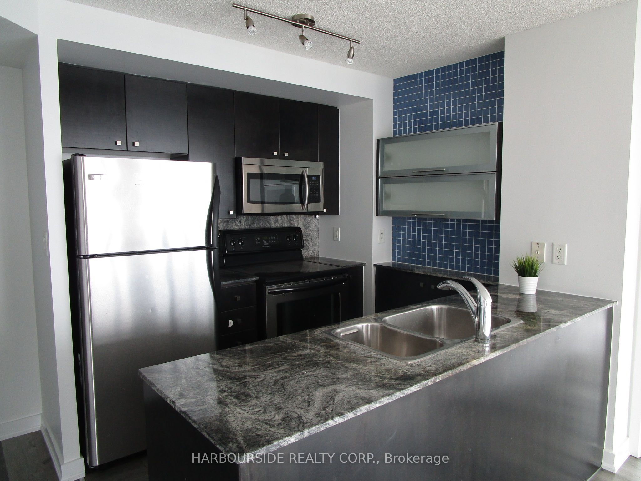 Additional image 4 of 4315-11 Brunel Court, Toronto, ON, M5V 3Y3