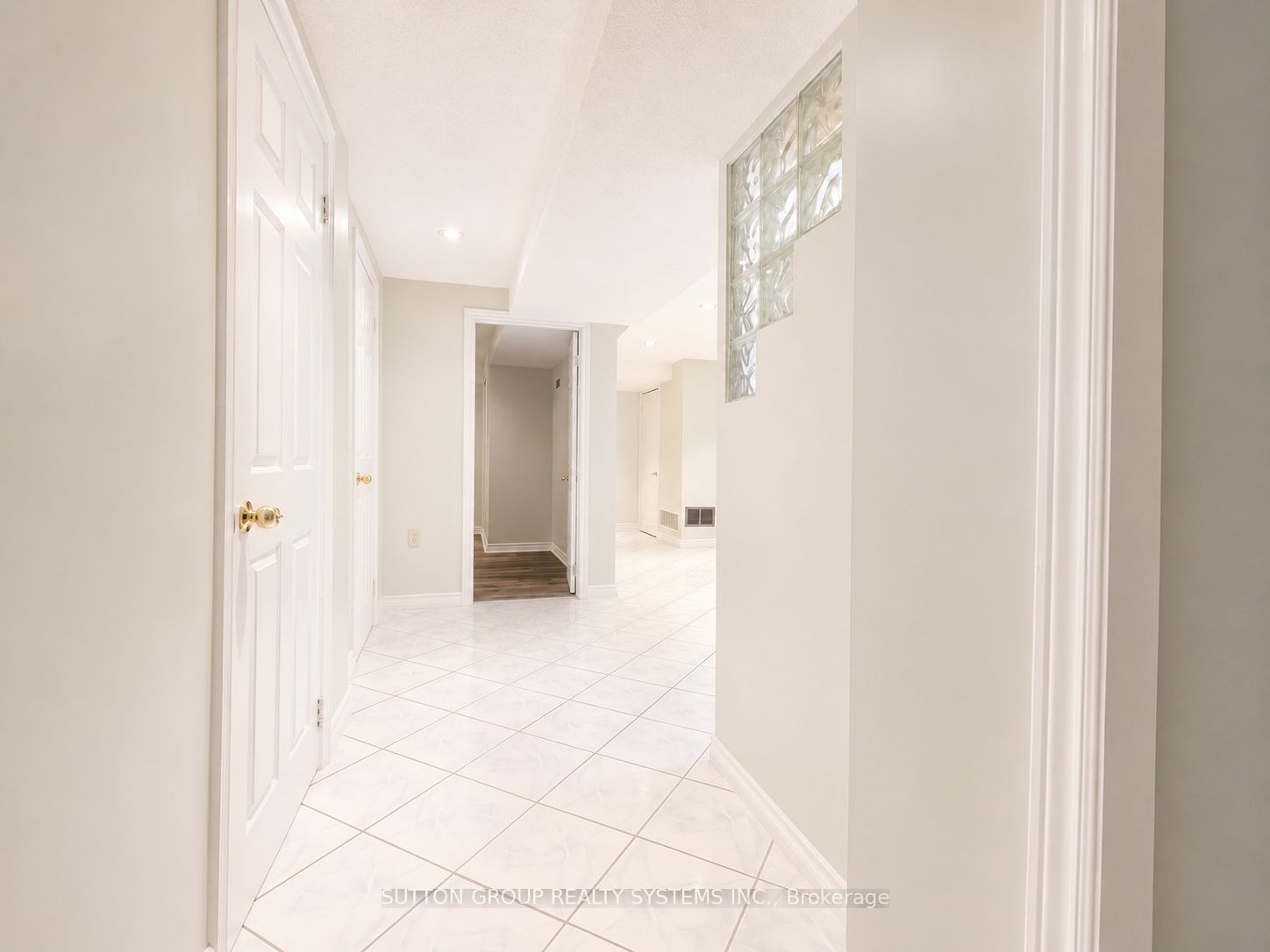 LOWER-1157 Charminster Crescent, Mississauga, ON, L5V 1P9 photo 4