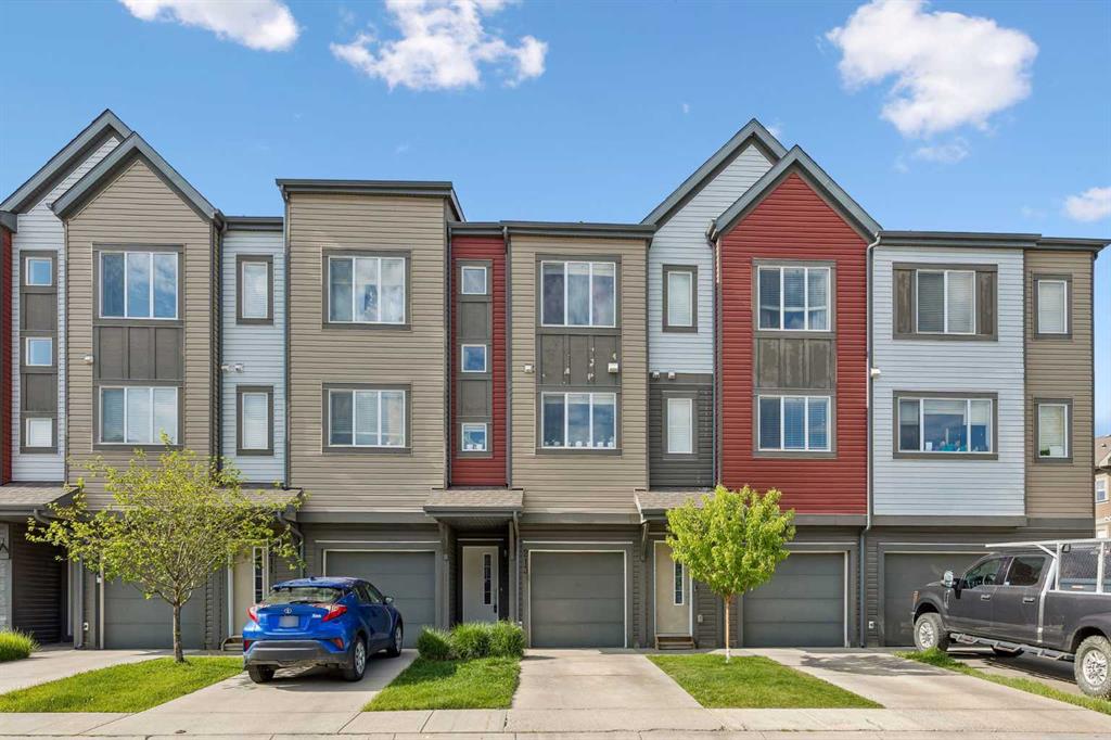 213 Copperpond Villas SE, Calgary, AB, T2Z 5B9