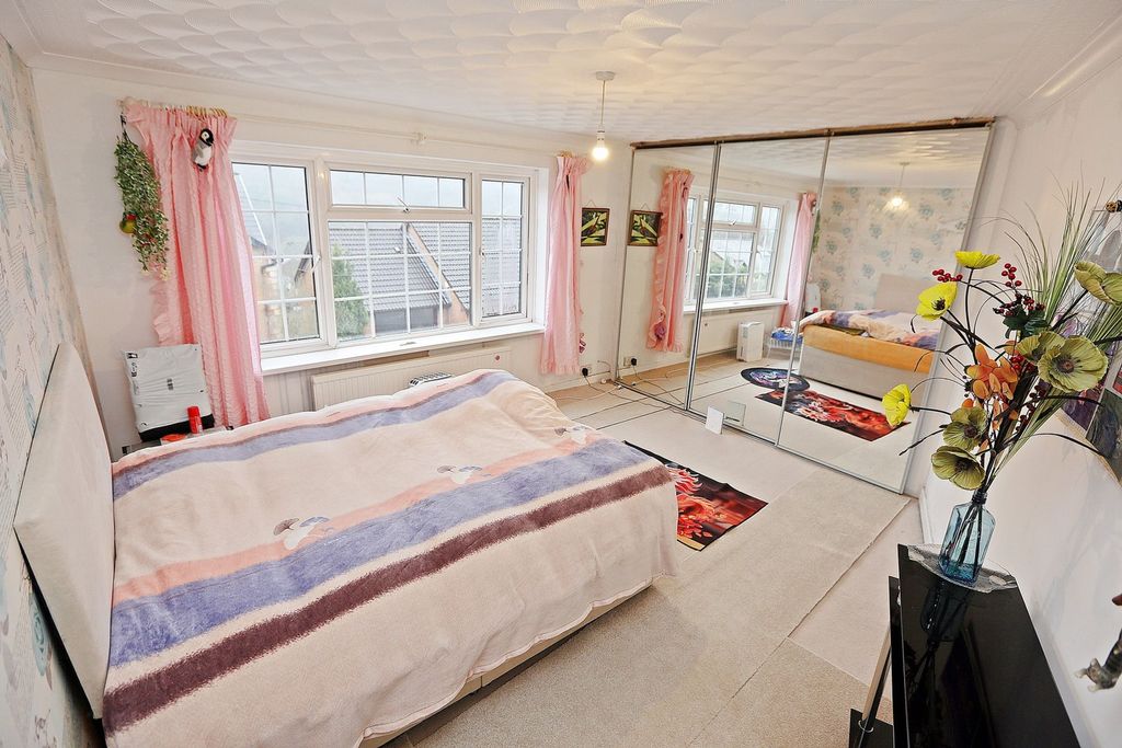 Additional image 13 of 3 bed terraced house for salePantygraigwen Road, Pontypridd CF37