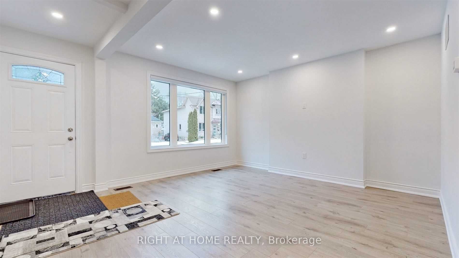Additional image 4 of Main-8 Airley Crescent, Toronto, ON, M4J 4H6