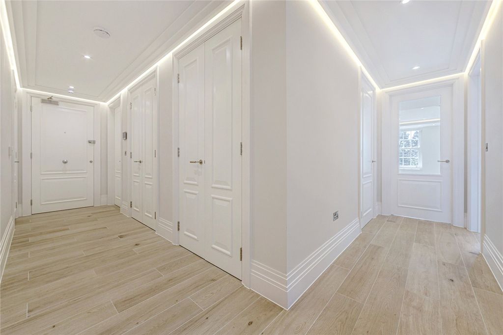 Additional image 9 of 2 bed flat for saleWatford Road, Radlett, Hertfordshire WD7
