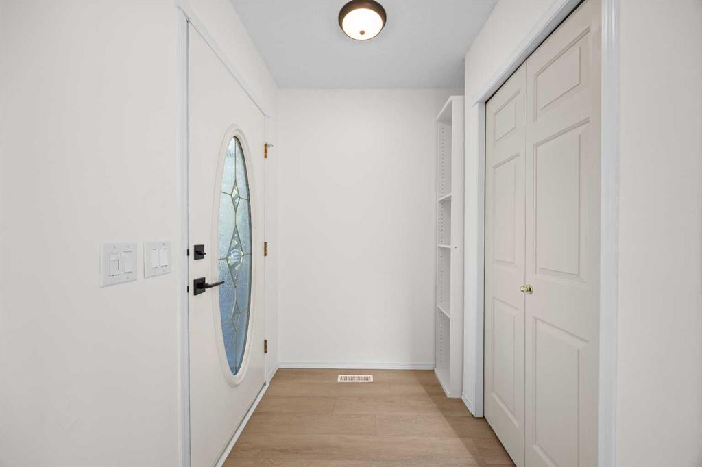 176 Arbour Grove Close NW, Calgary, AB, T3G 4J2 photo 3