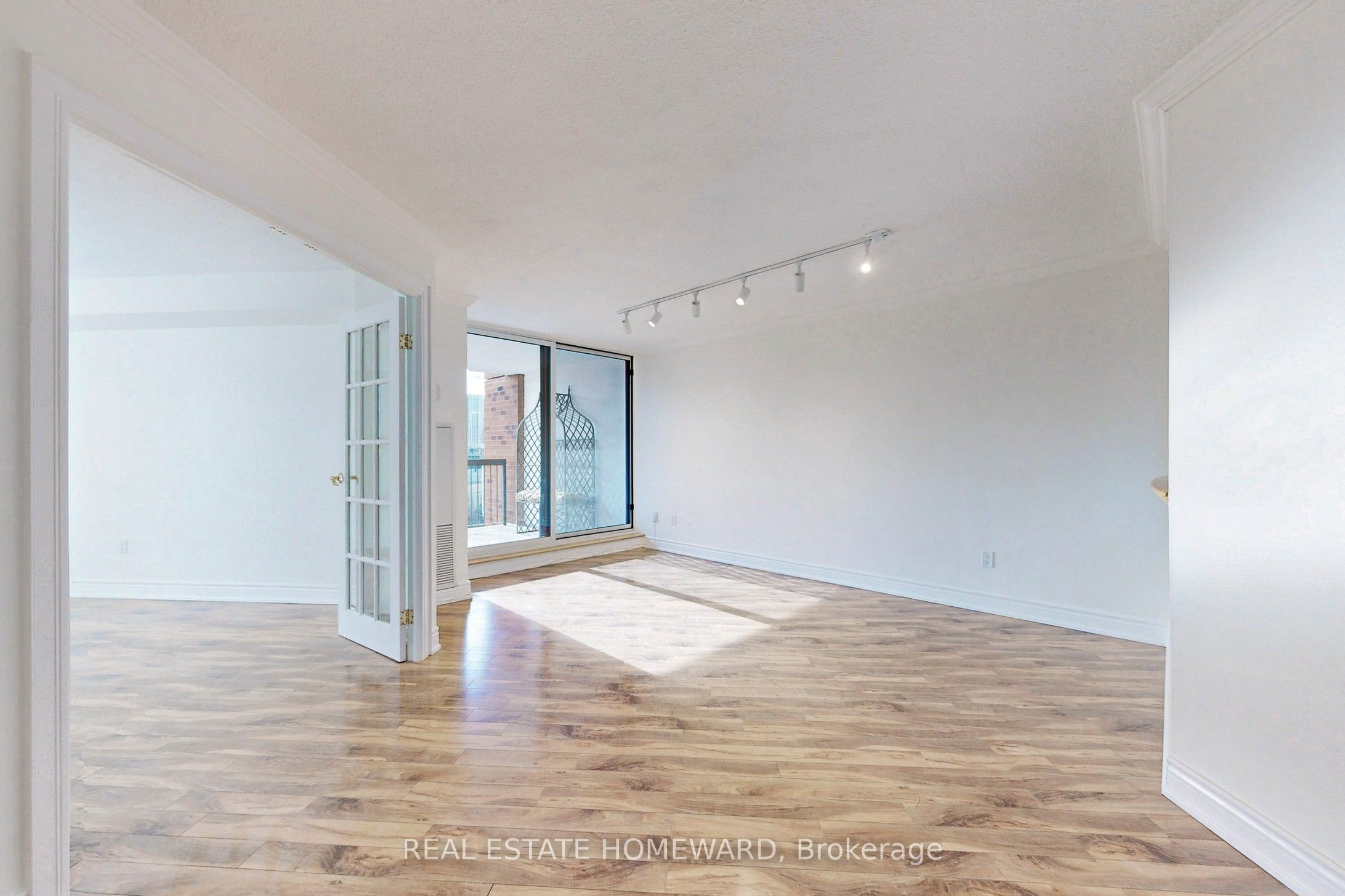 Additional image 4 of 1827-77 Maitland Place, Toronto, ON, M4Y 2V6