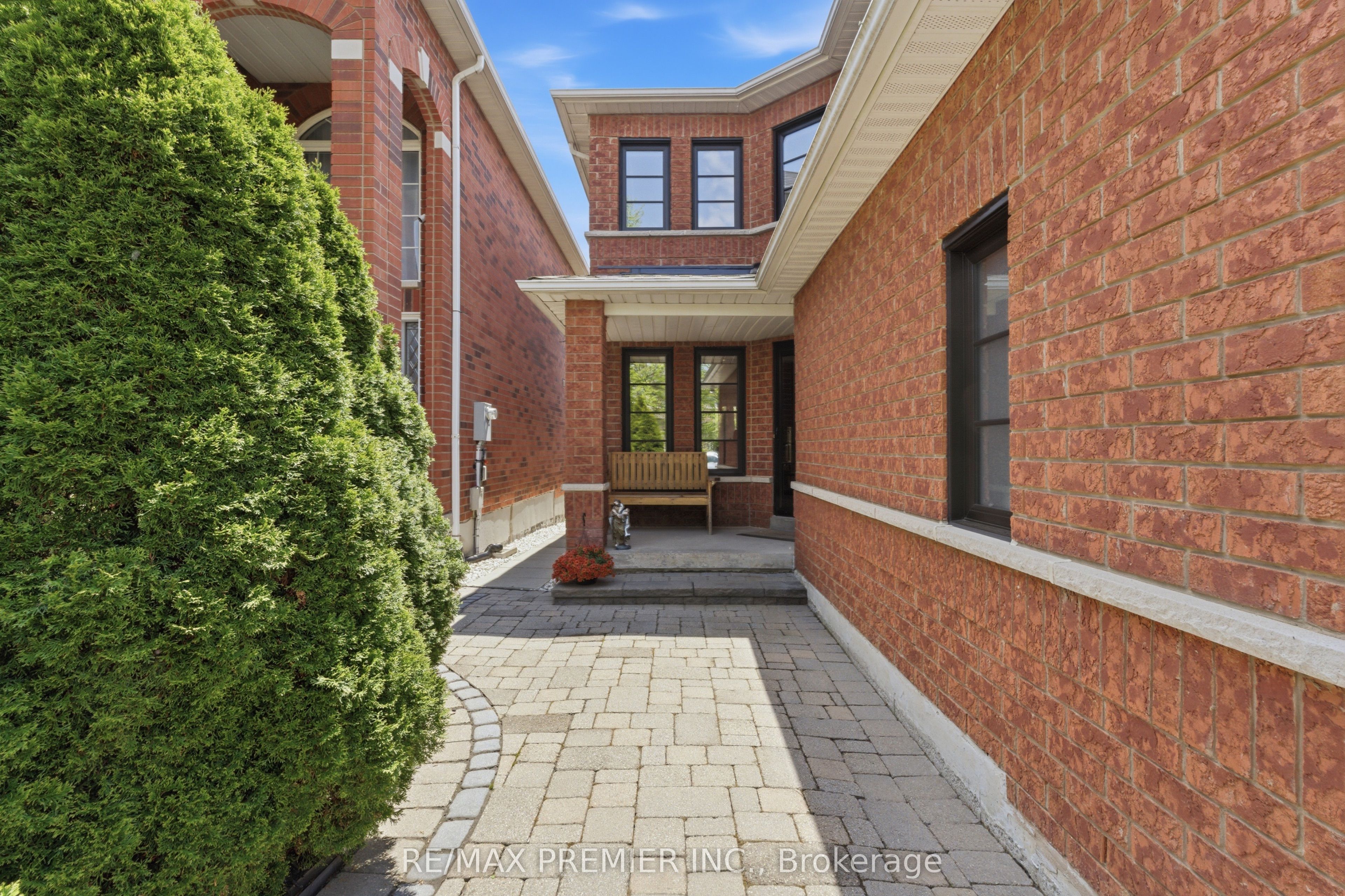 37 Princeton Gate, Vaughan, ON, L6A 2R7 photo 4
