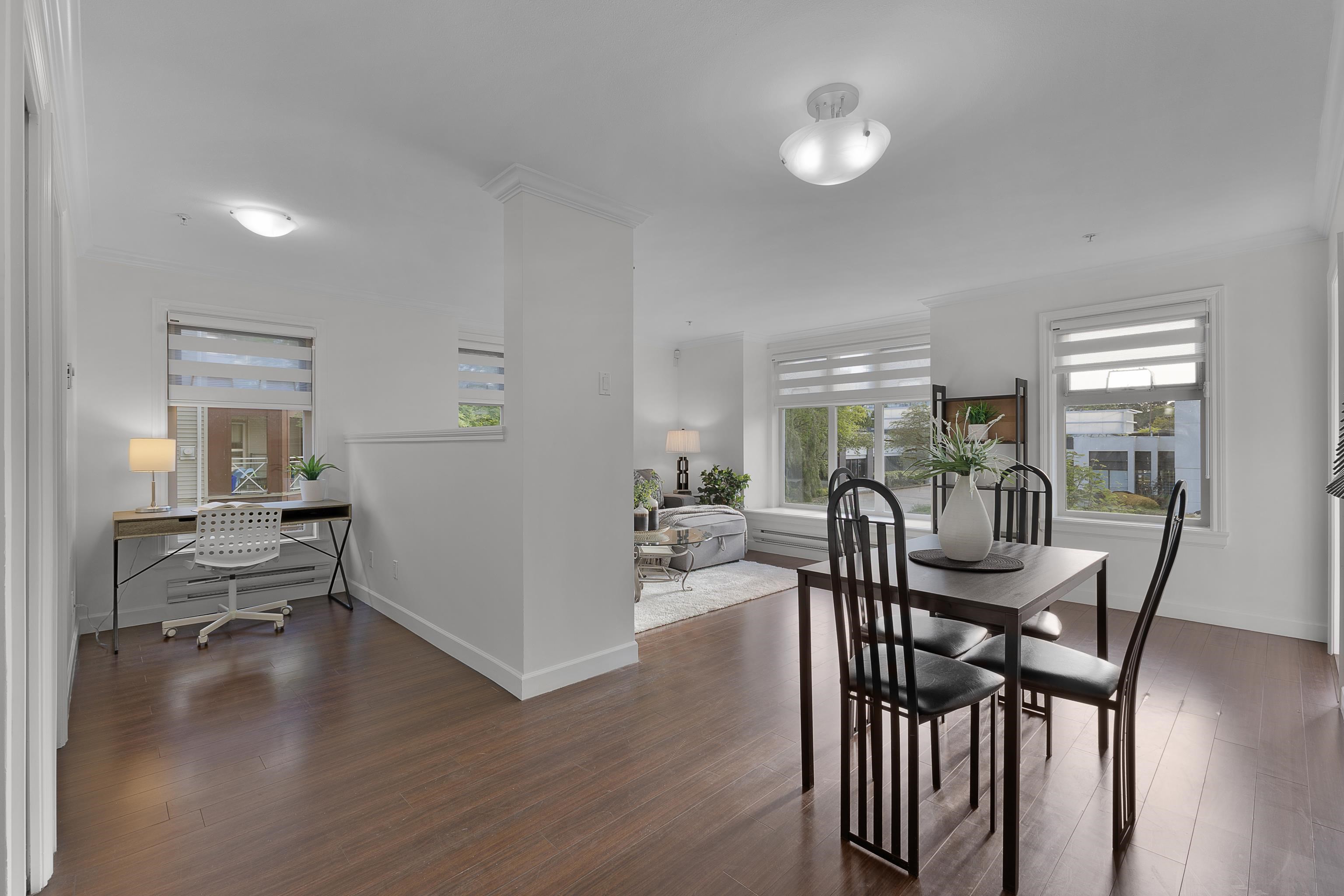 202-8084 120a Street, Surrey, BC, V3W 1V2 photo 4