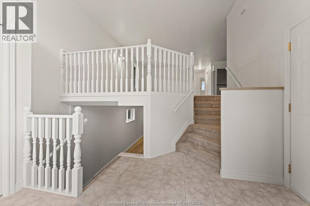 551 Railway , Lakeshore, ON, N0R1A0 photo 5